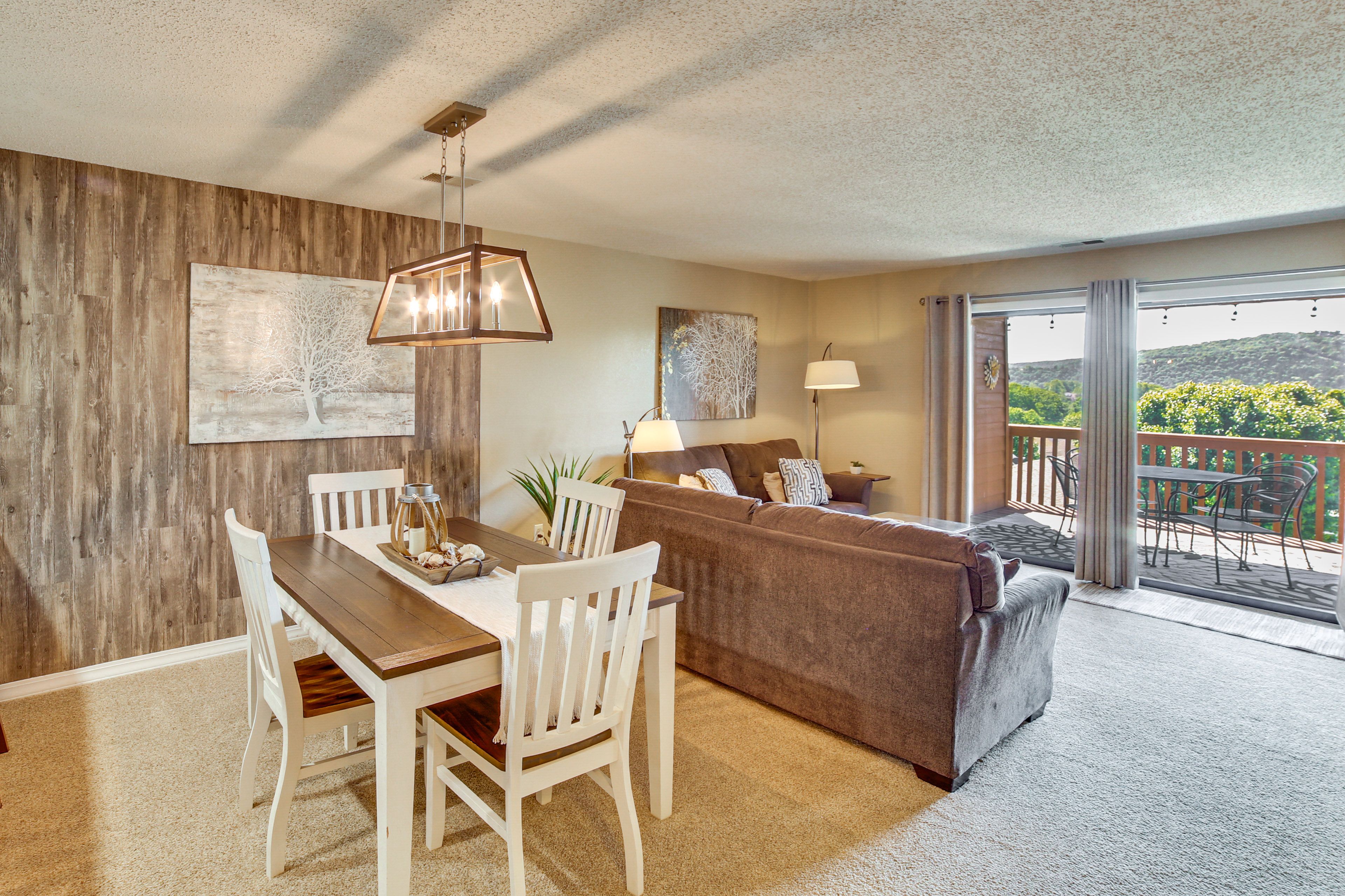 Dining Area | Dishware & Flatware