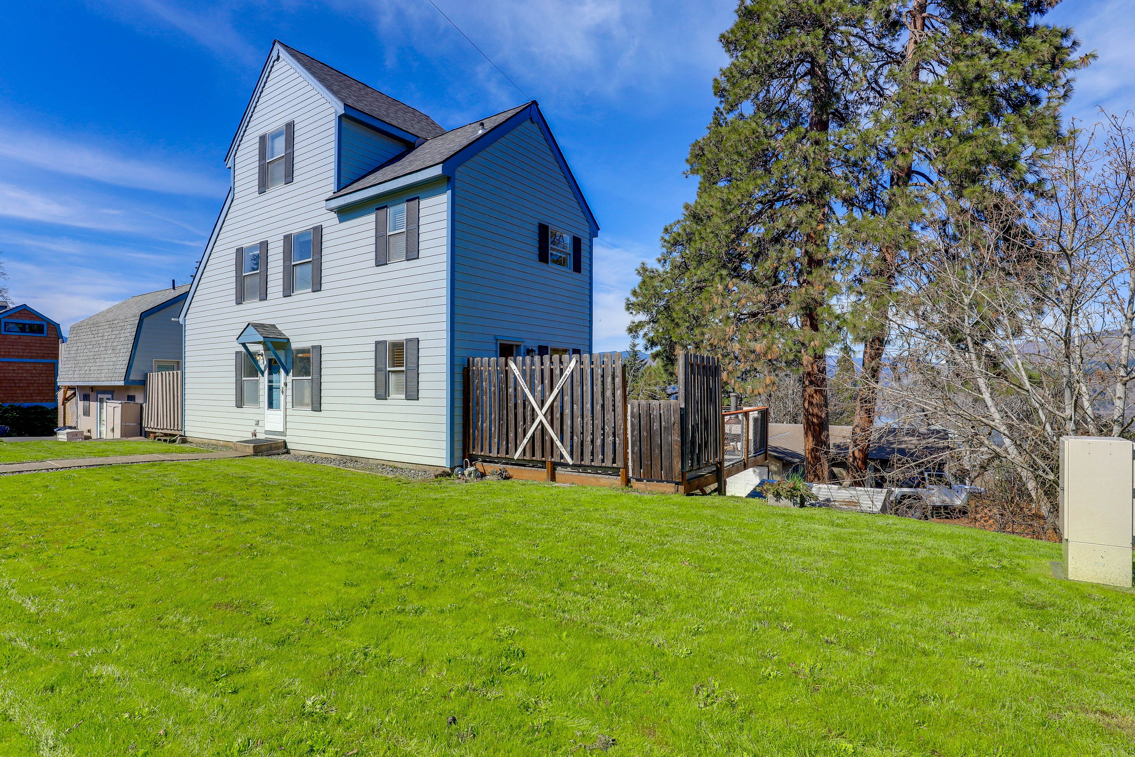 Duplex Exterior