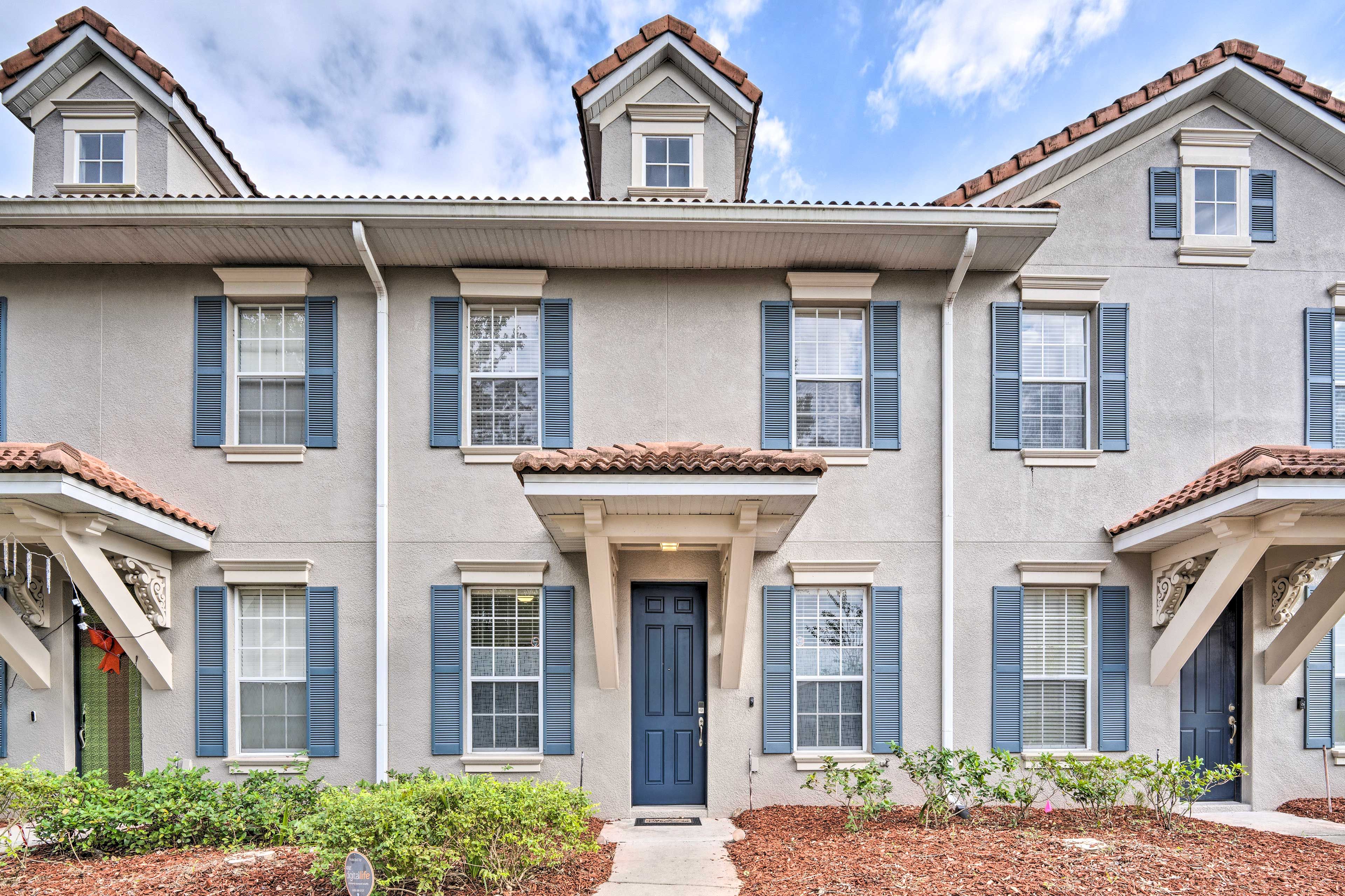 Townhouse Exterior | Community Amenities | ~ 7 Mi to Orlando Airport
