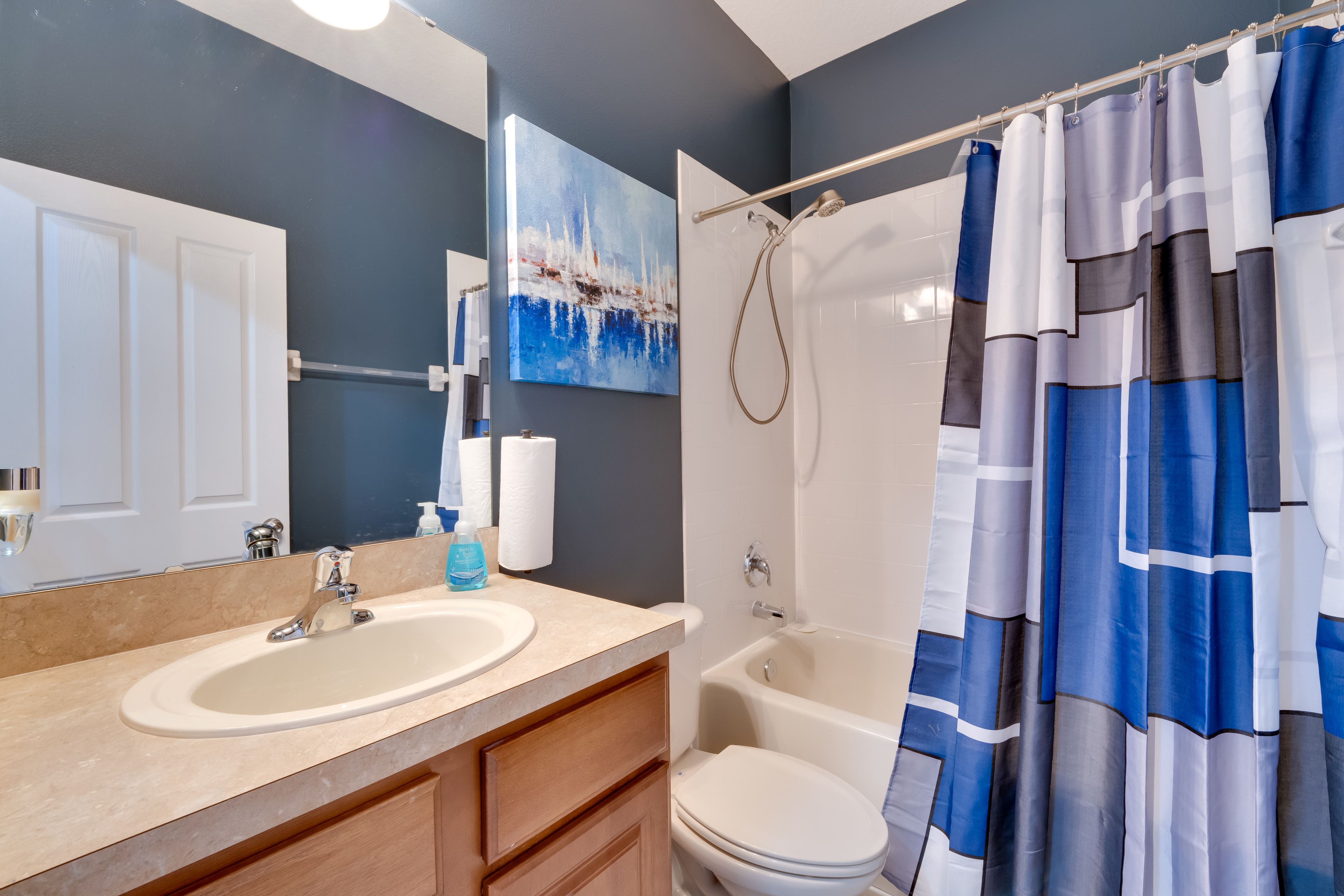 Full Bathroom