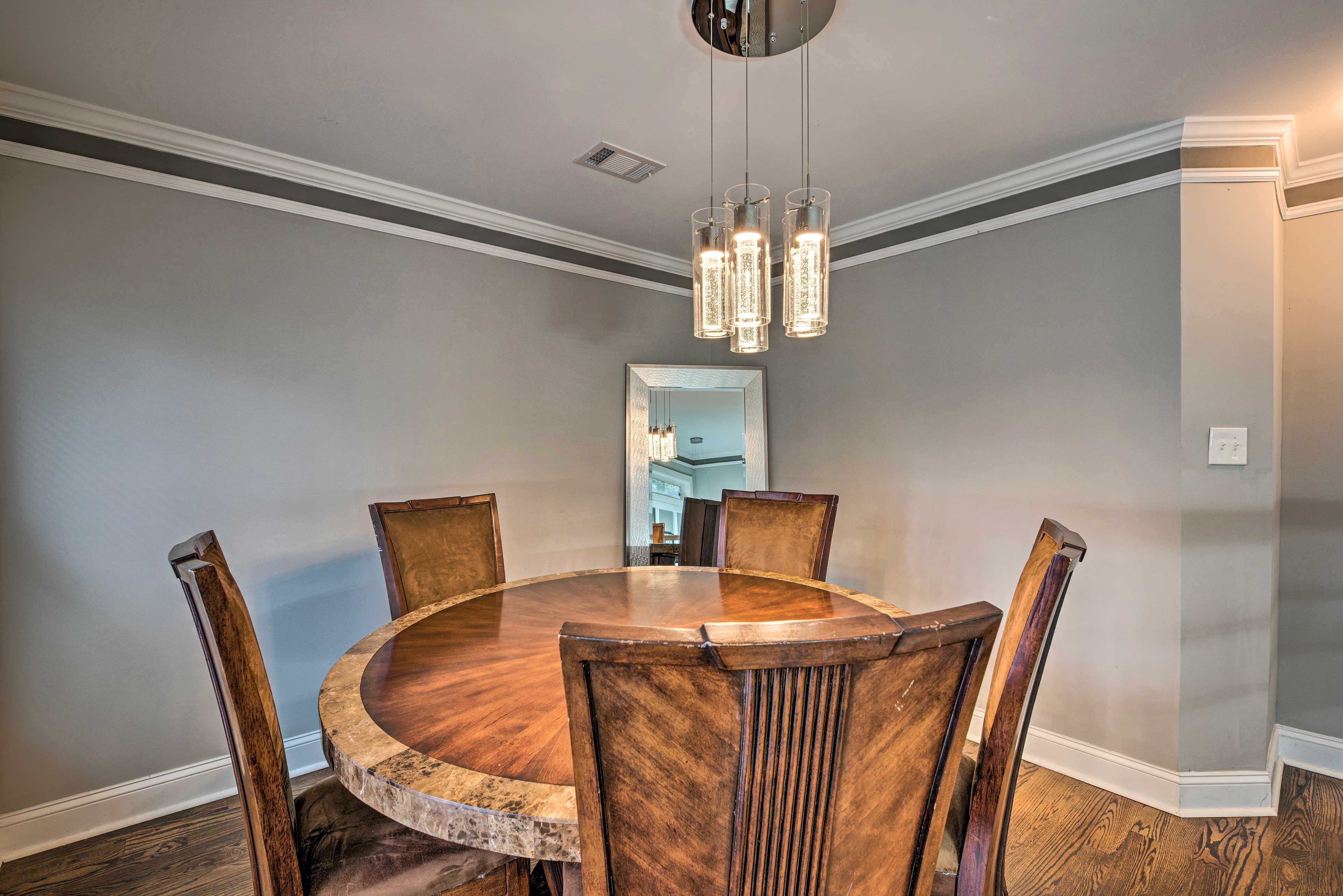Dining Room | Dishware & Flatware