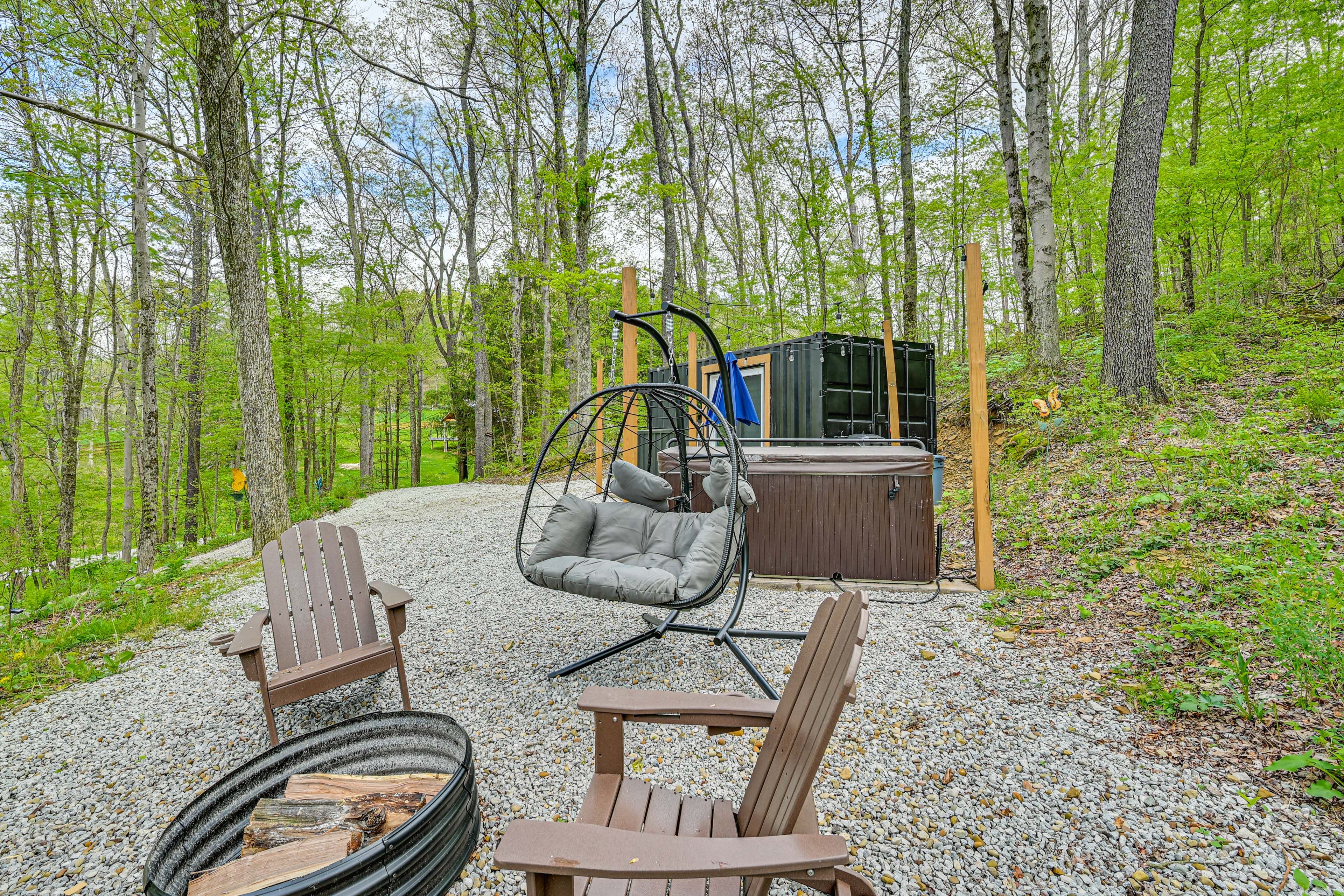 Private Outdoor Space w/ Hot Tub