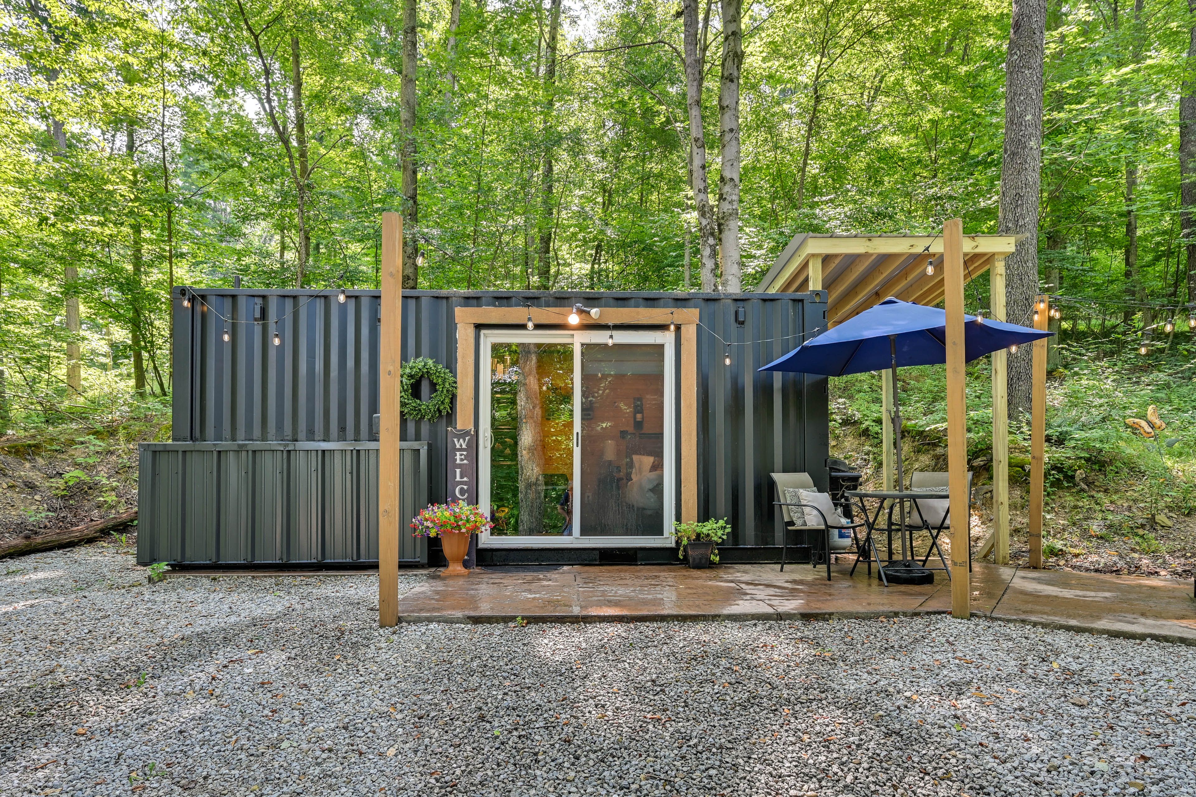 Loudonville Vacation Rental | Studio | 1BA | 160 Sq Ft