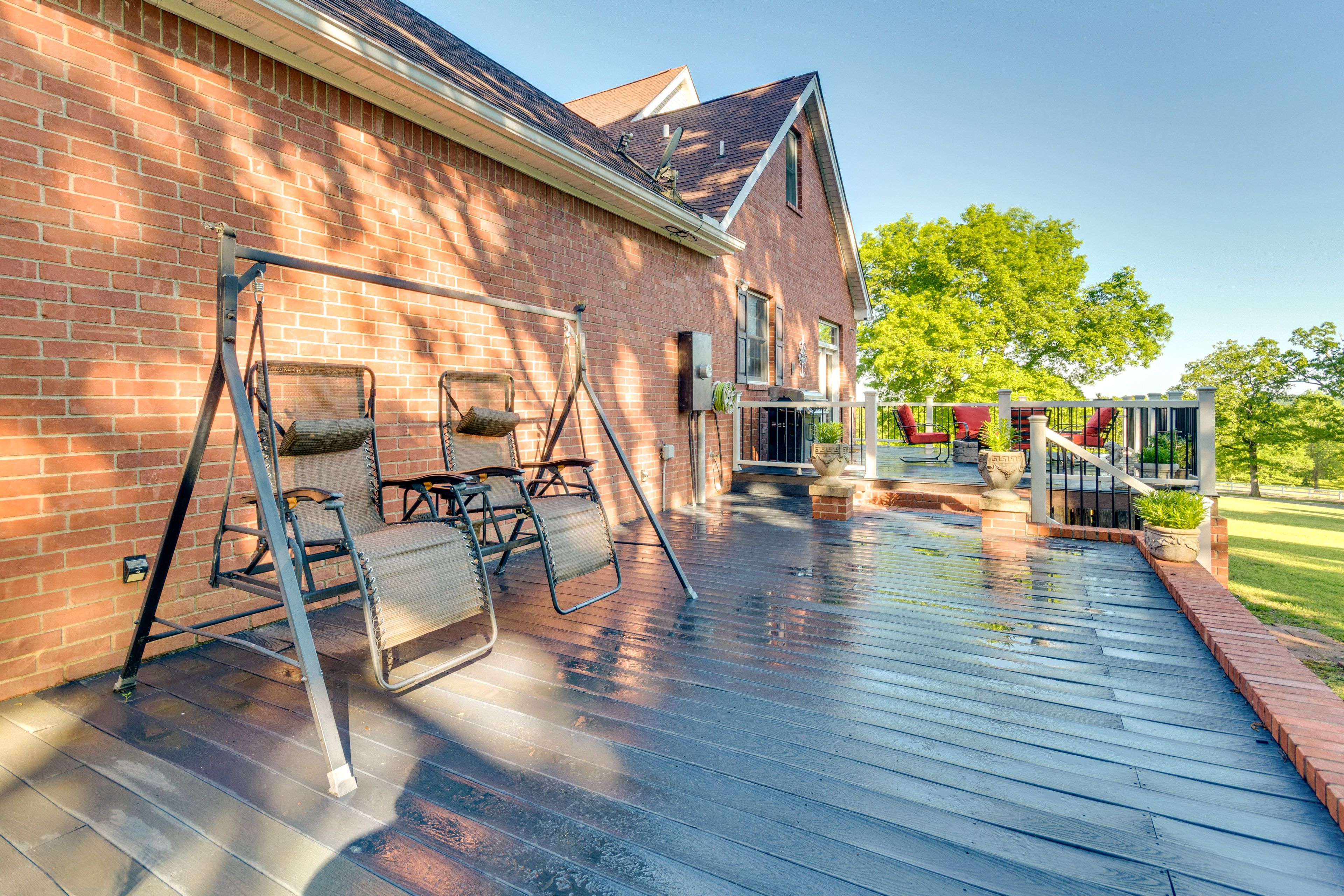 Deck | Outdoor Swing | Gas Grill