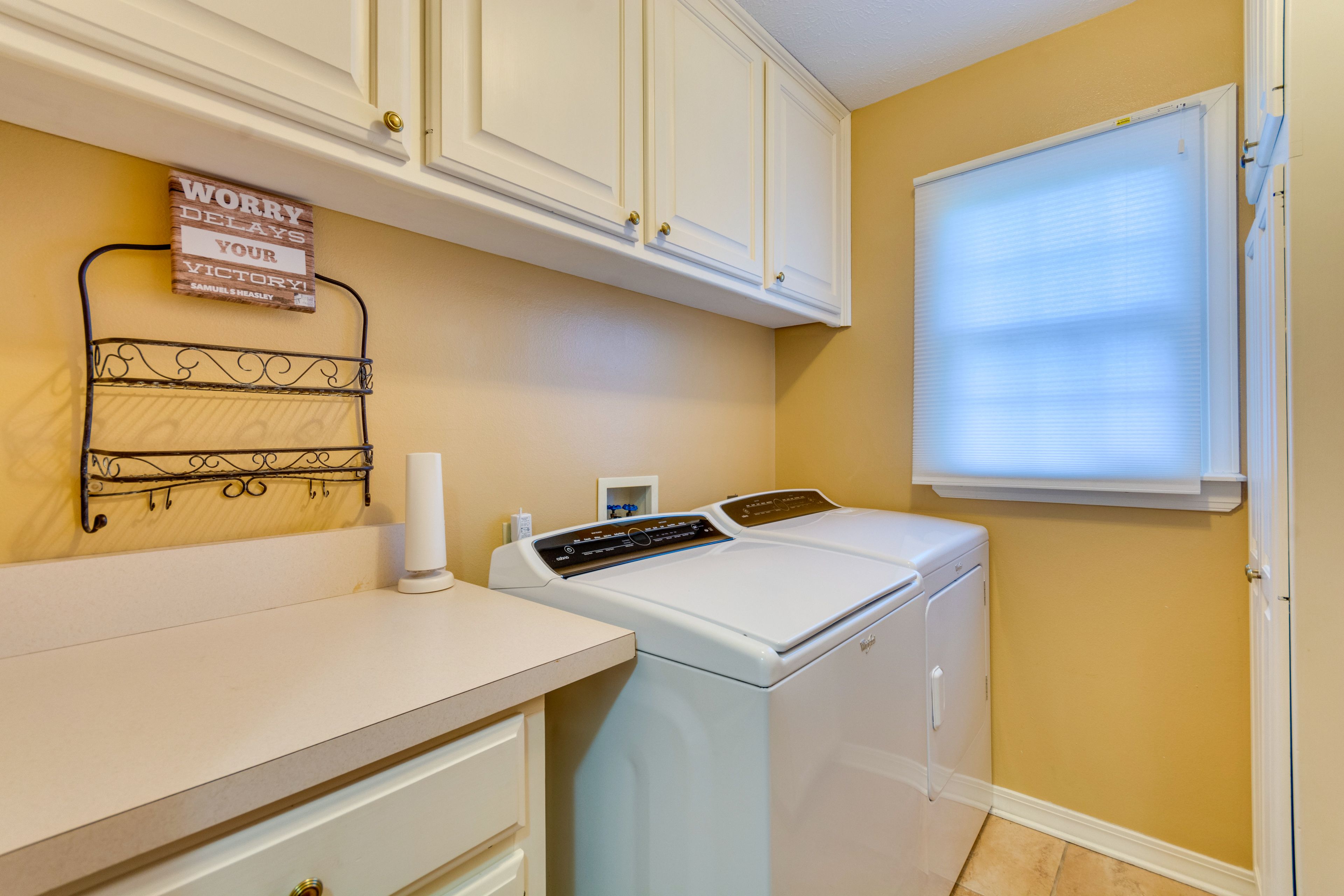 Laundry Room | Washer & Dryer