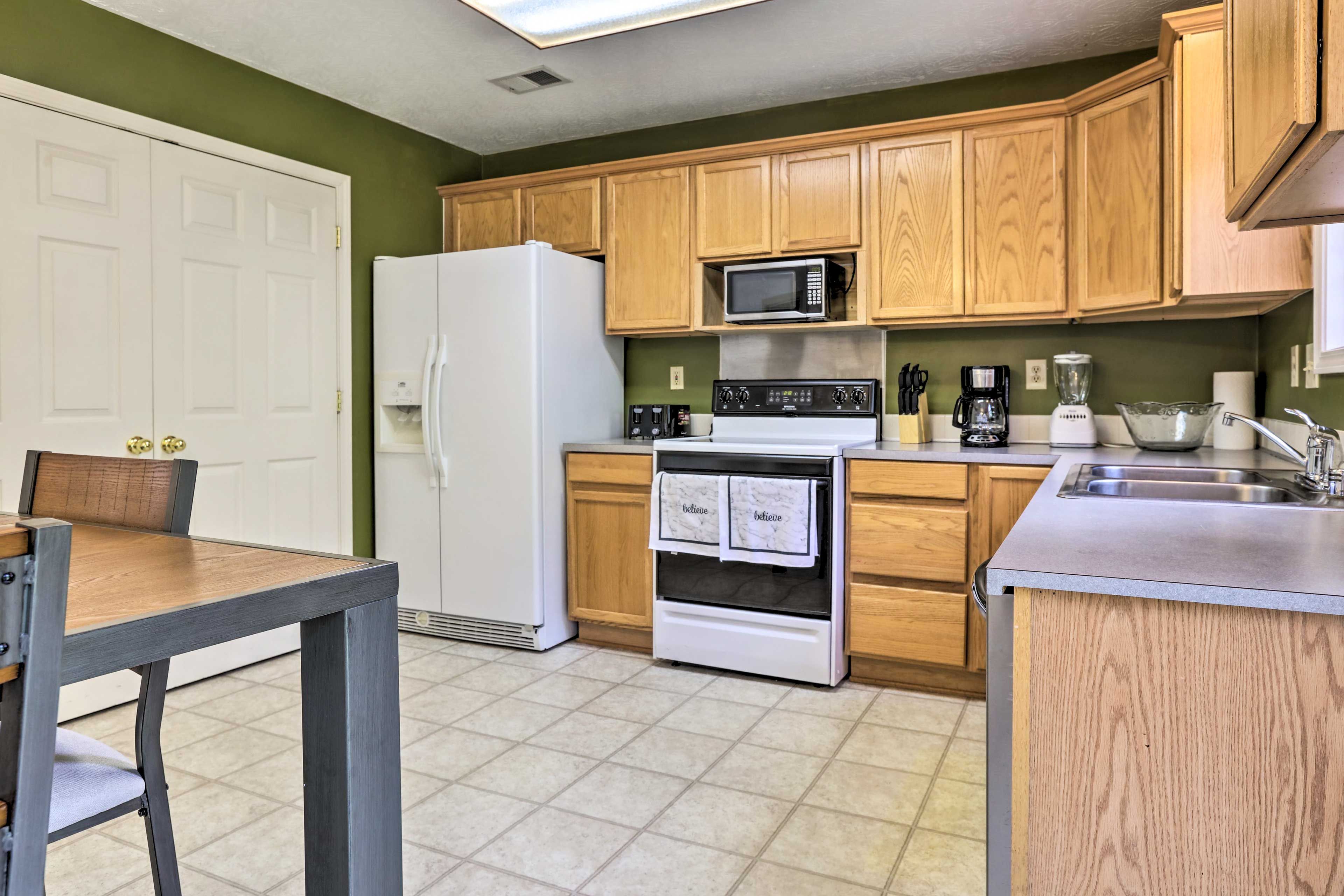 Kitchen | Cooking Basics | Coffee Maker | Toaster