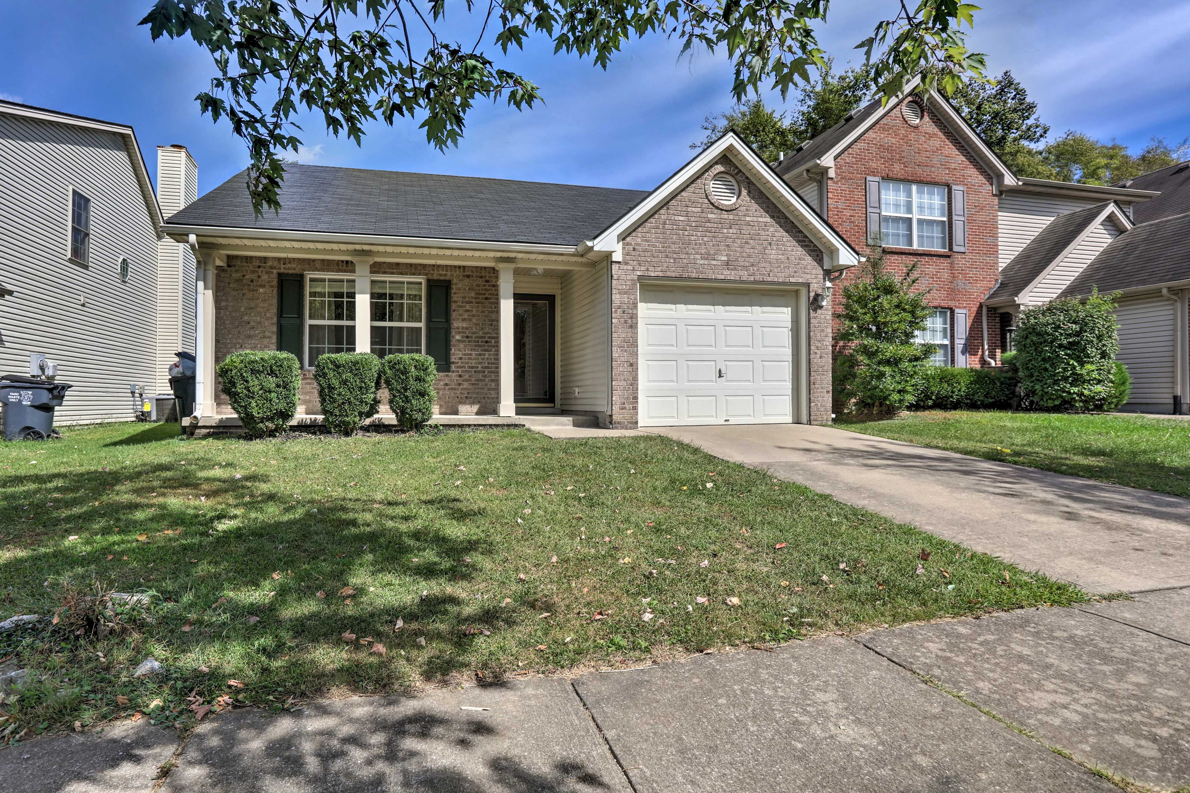 Home Exterior | Parking | Driveway (2 Vehicles)