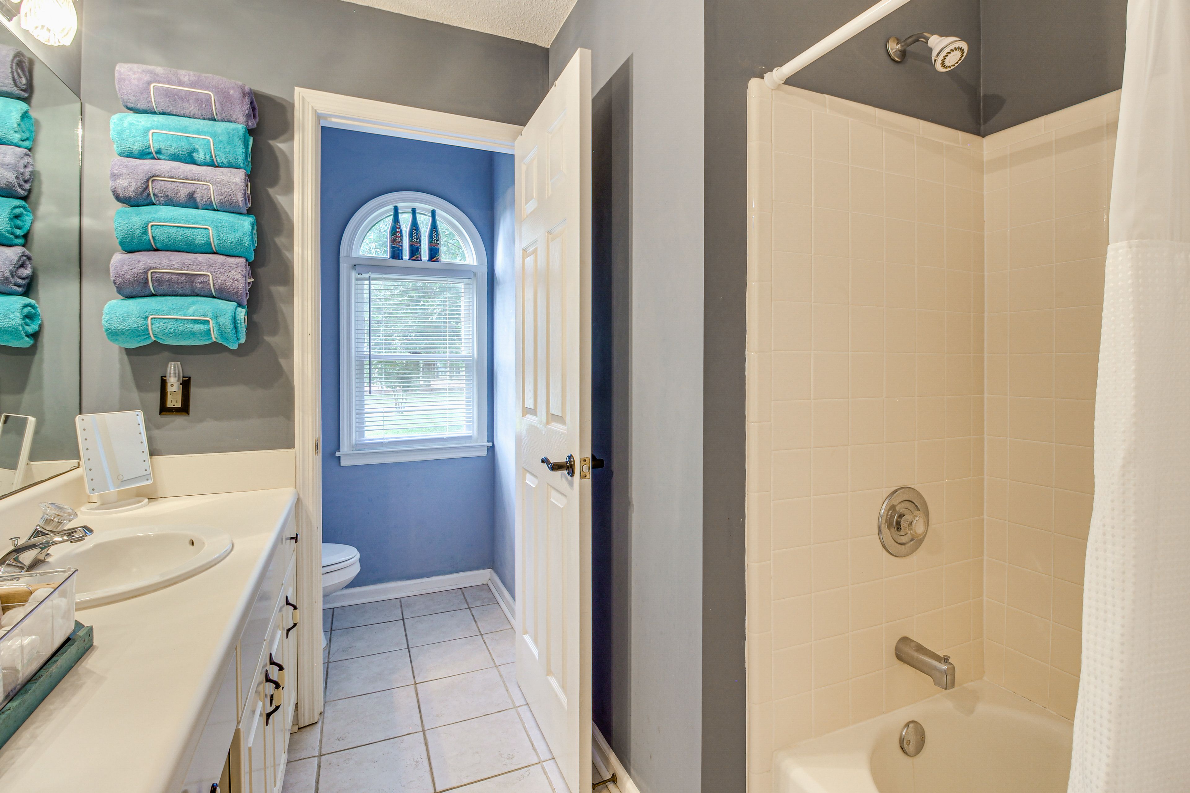 Bathroom | Towels Provided