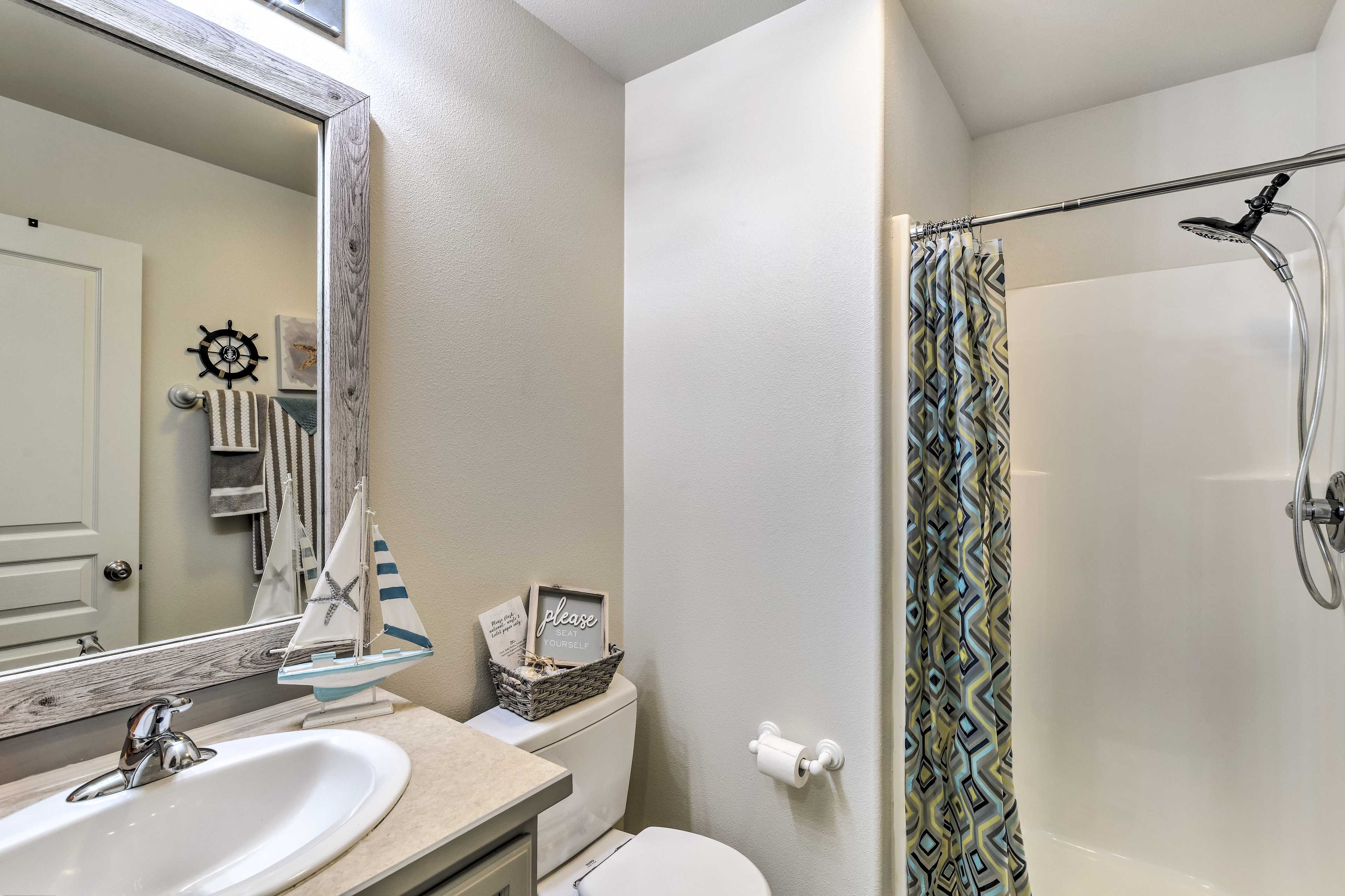 Bathroom | Towels Provided