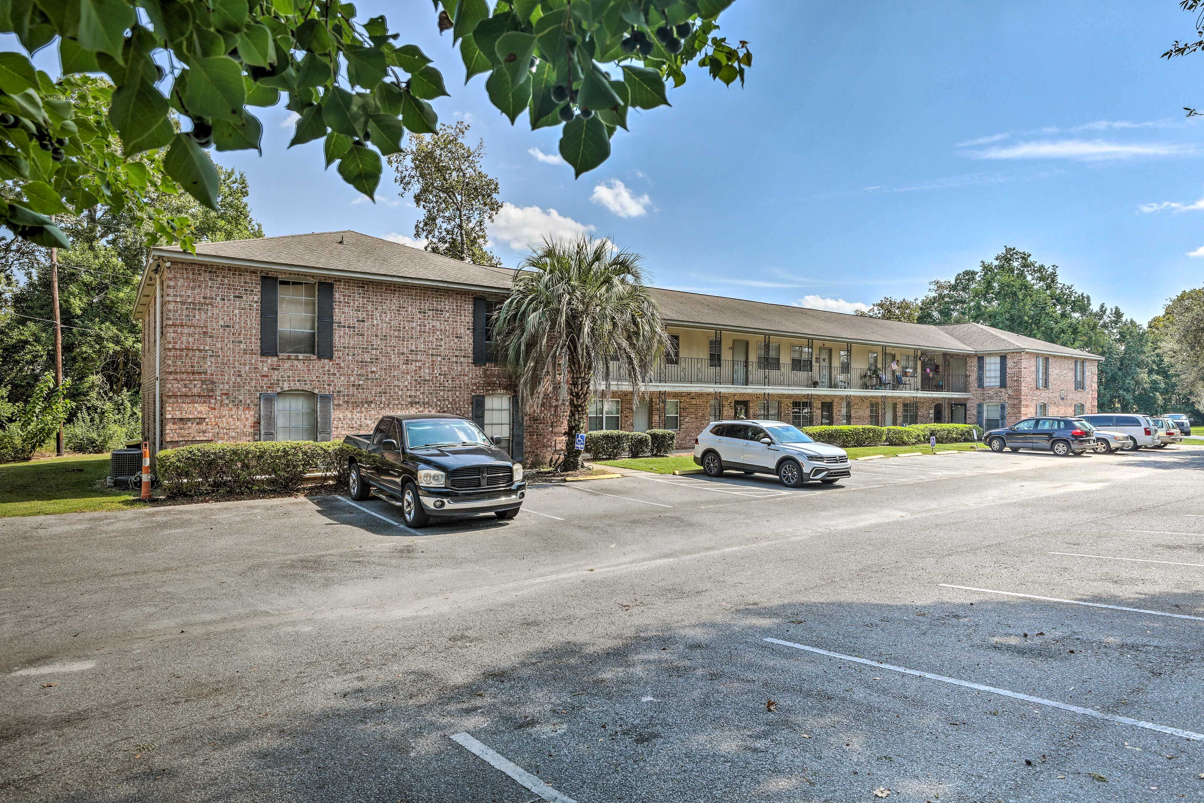 Parking | Lot (4 Vehicles) | Boat/Trailer Parking Available