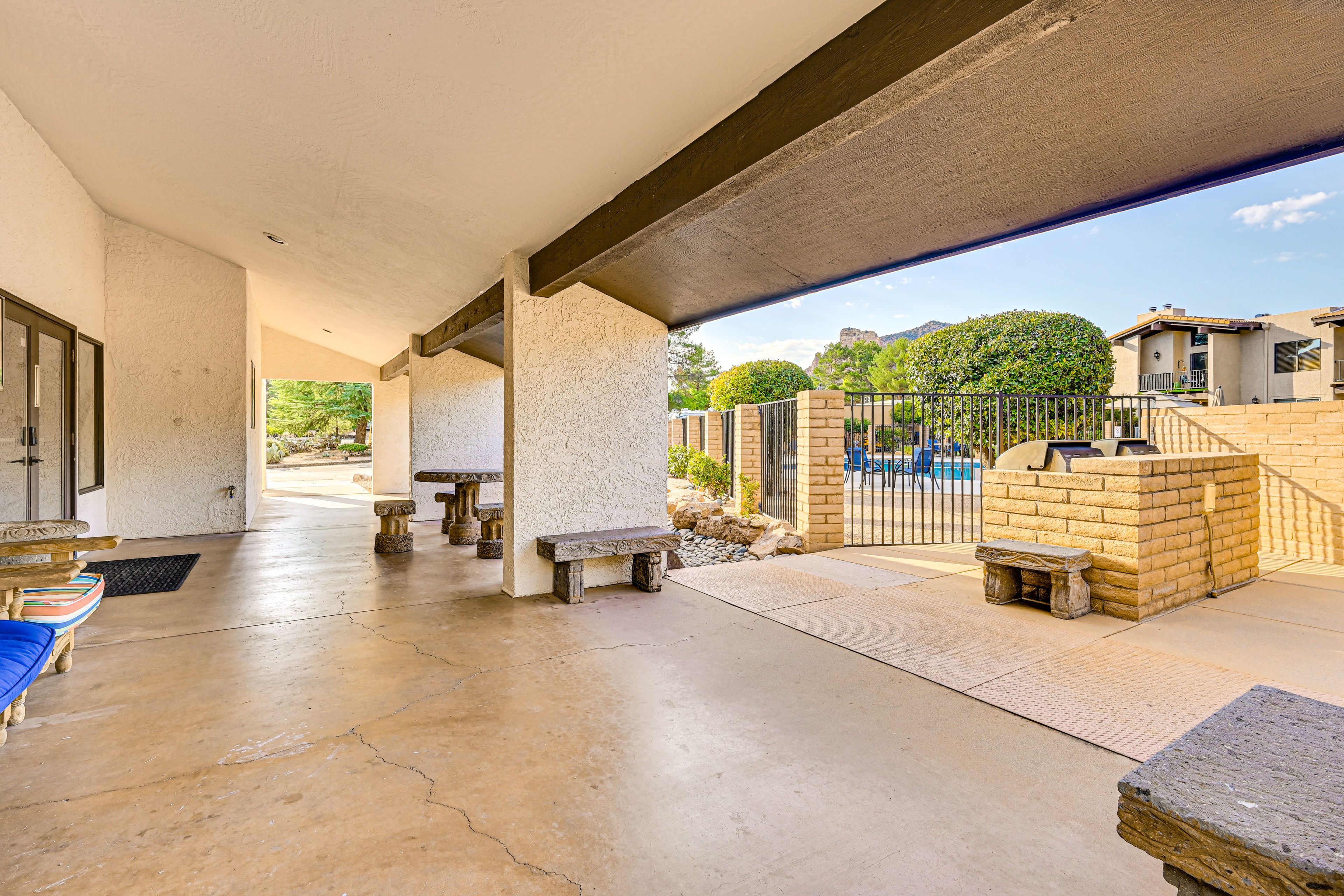 Community Amenities | Heated Pool
