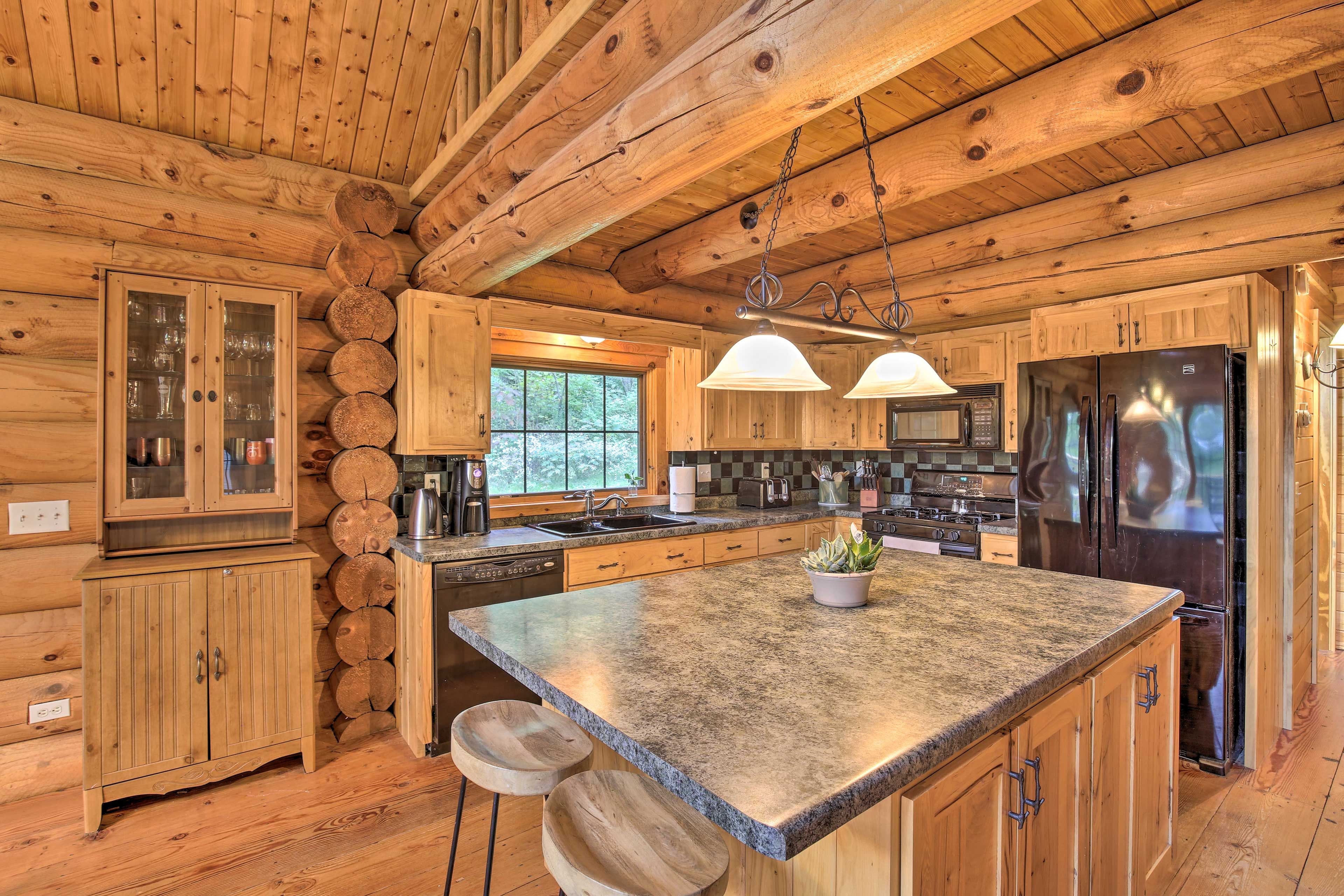 Kitchen | Coffee Maker | Coffee Grinder | Blender | Crockpot | Toaster
