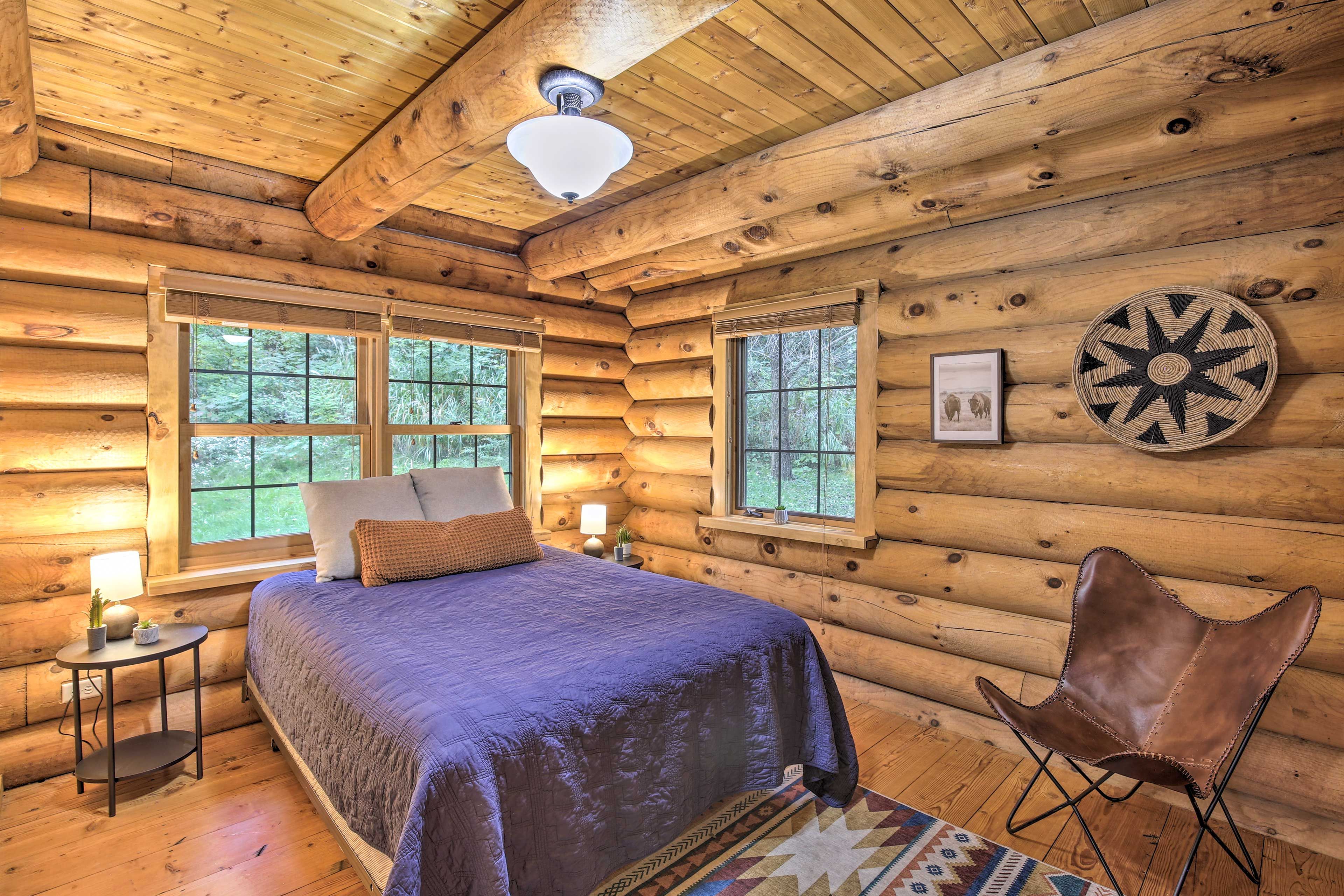 Bedroom 2 | Queen Bed | Additional Sleeping | Pack ‘n Play