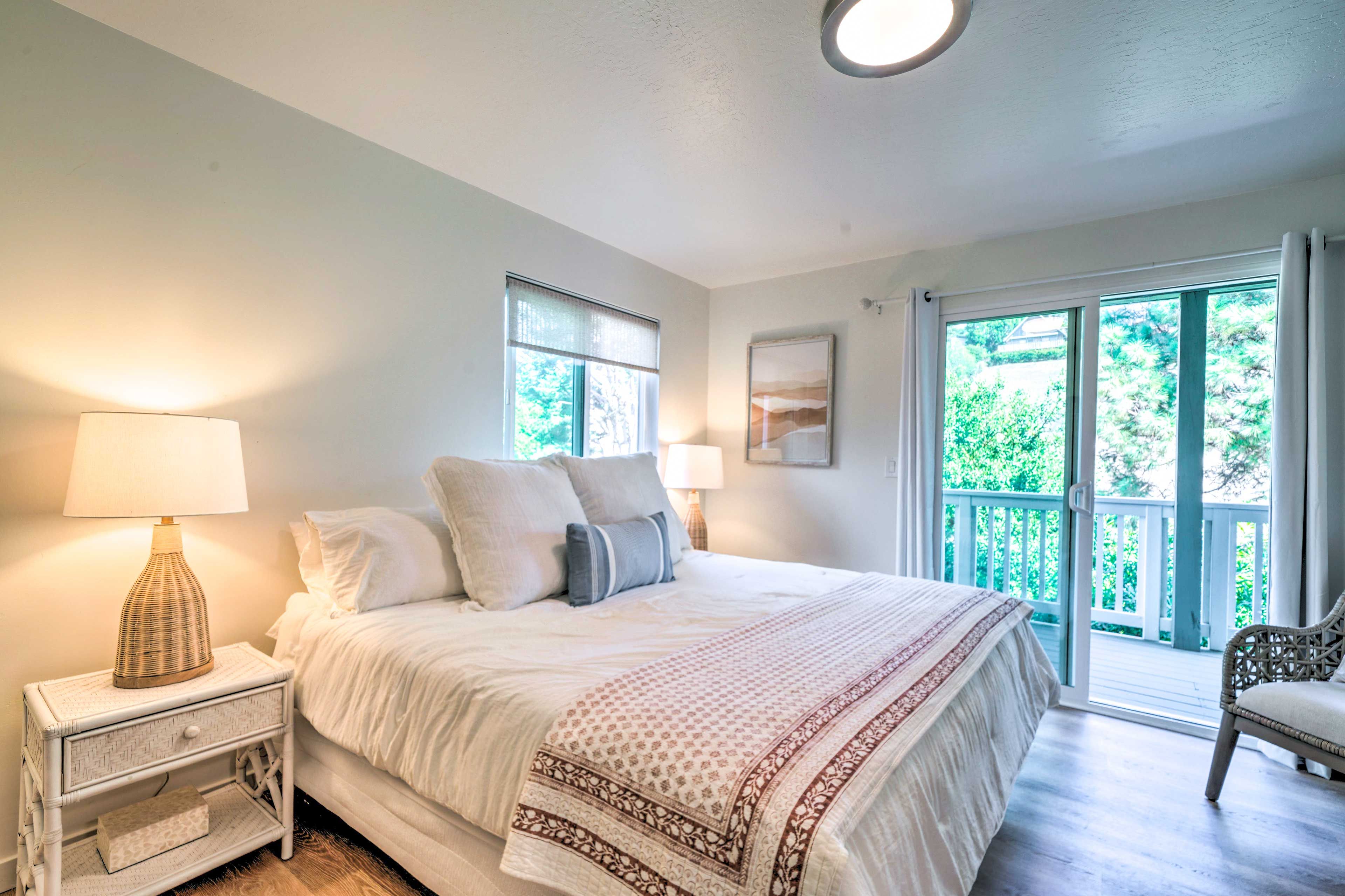 Bedroom 1 | King Bed