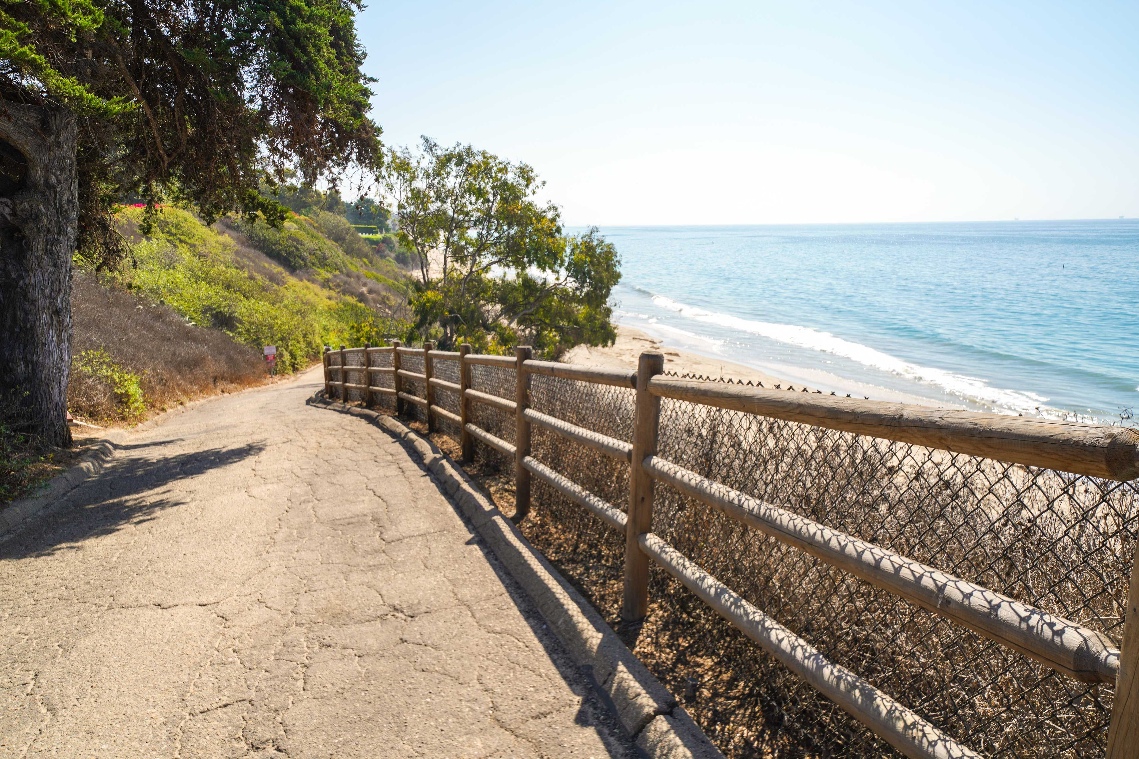 Summerland Beach (Walking Distance)