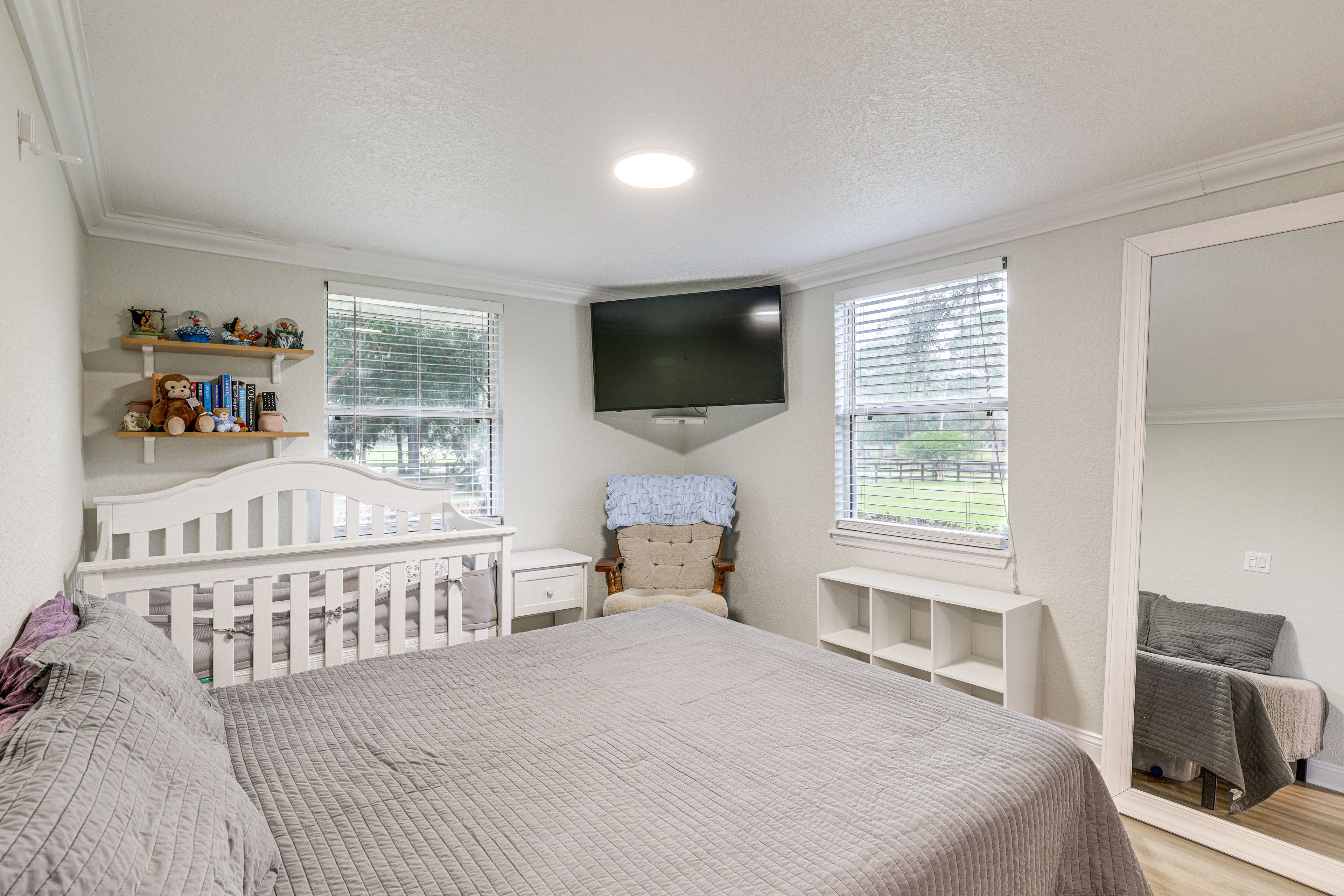 Bedroom 2 | 2 Queen Beds | Smart TV | Books | Workout Equipment
