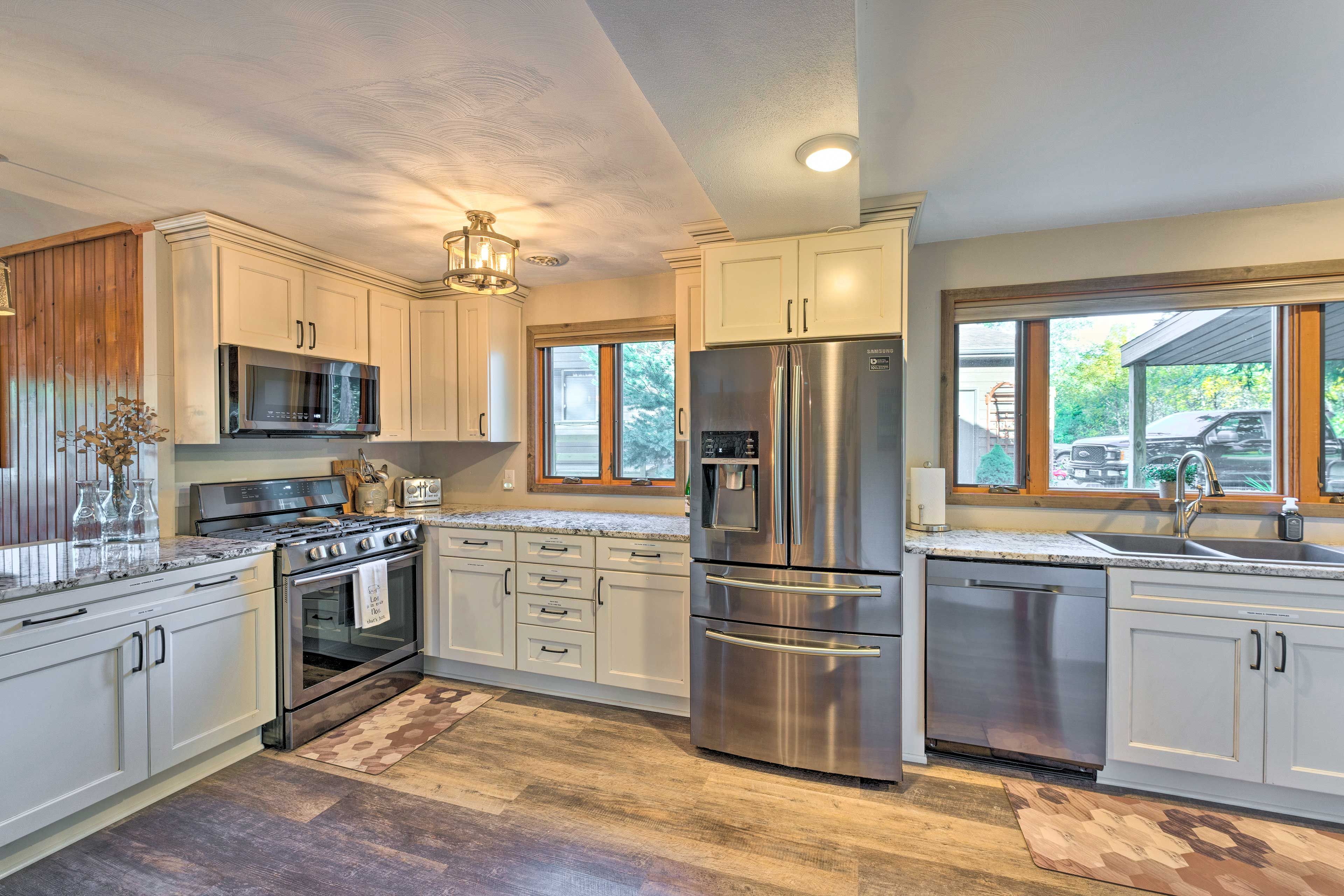 Kitchen | Keurig & Drip Coffee Makers | Coffee Pods | Coffee Grinder | Toaster