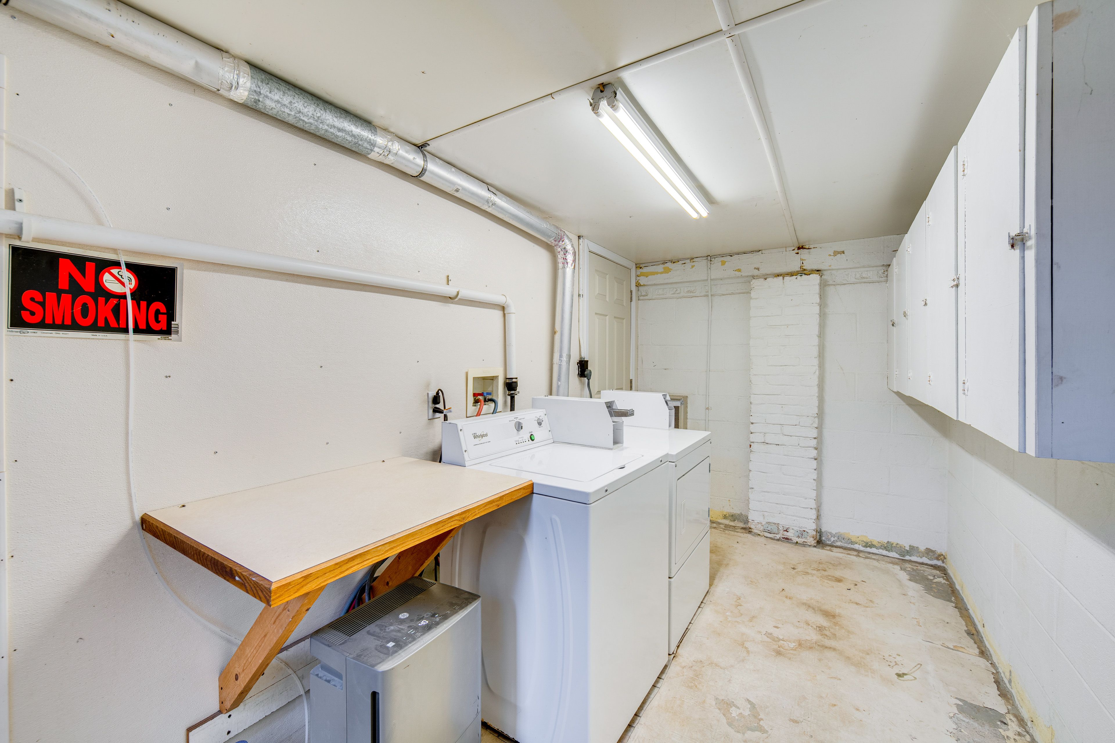 Community Amenities | Coin Laundry