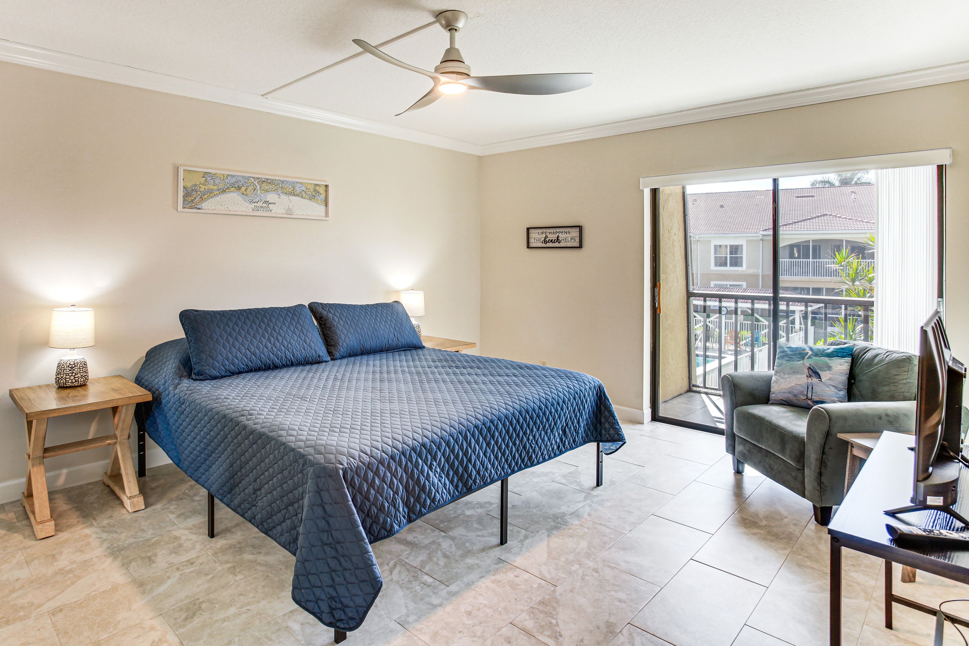 Bedroom 1 | King Bed | Linens Provided | Flat-Screen TV | Lanai Access