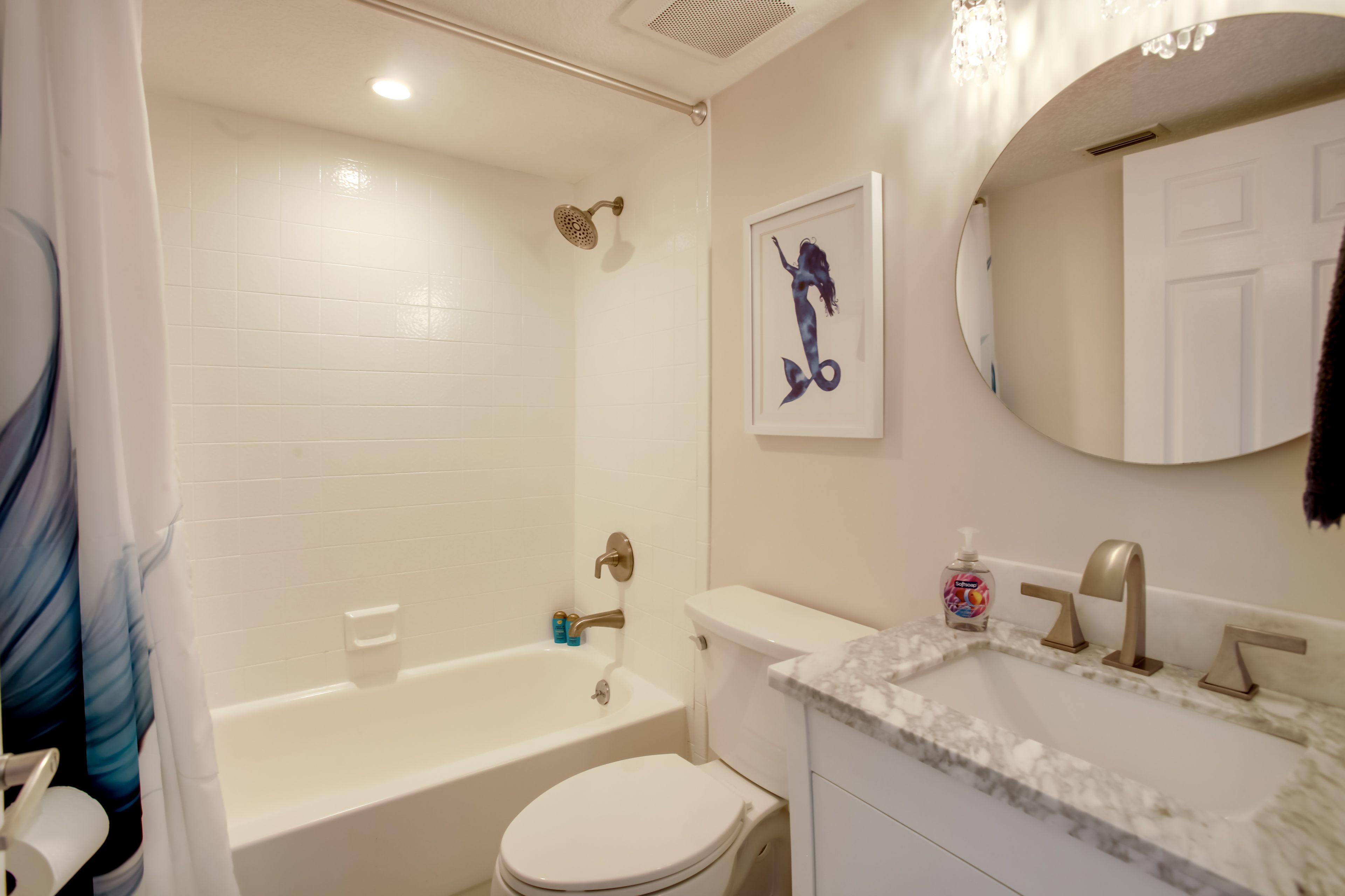 Full Bathroom
