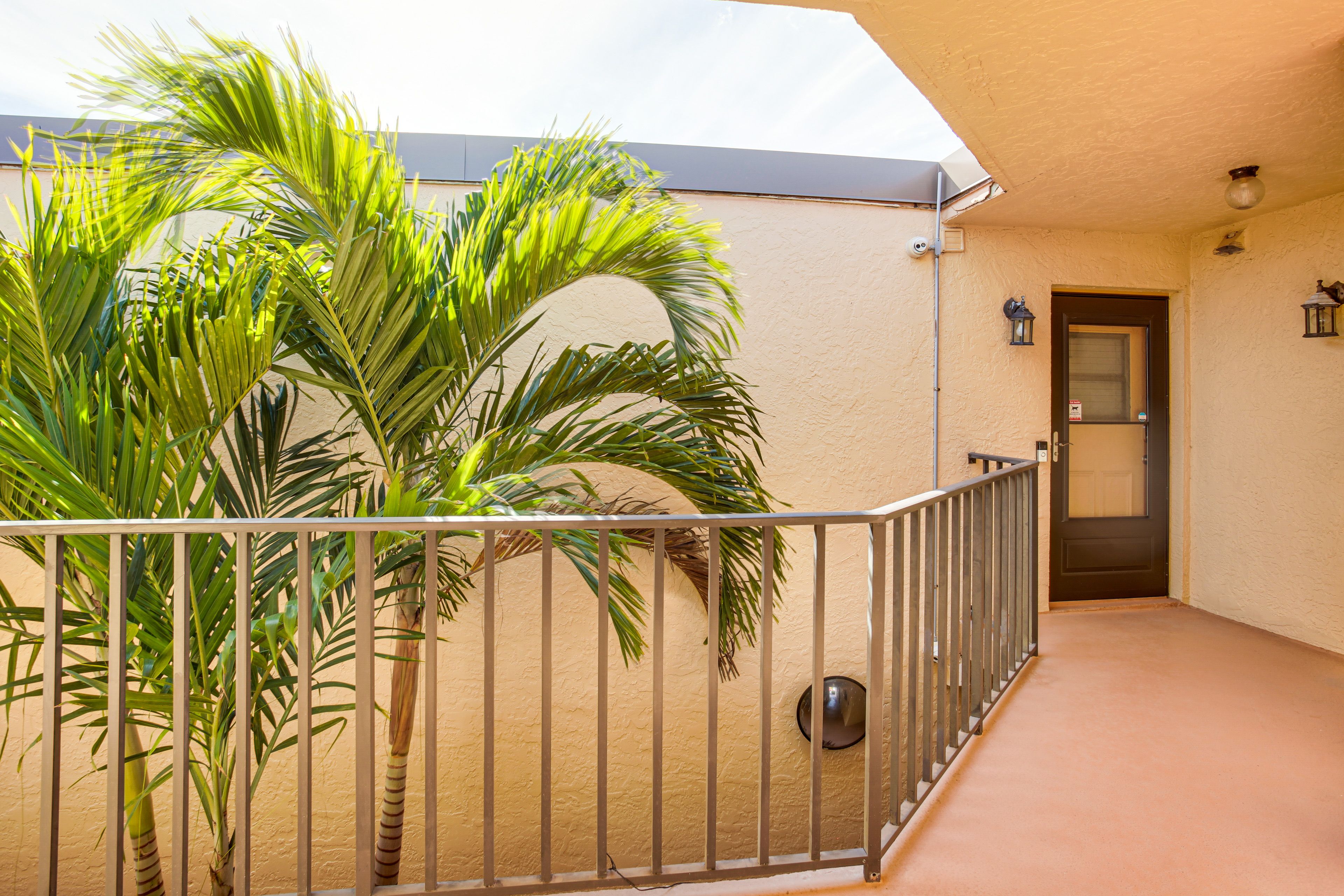Condo Exterior | 2nd-Floor Unit
