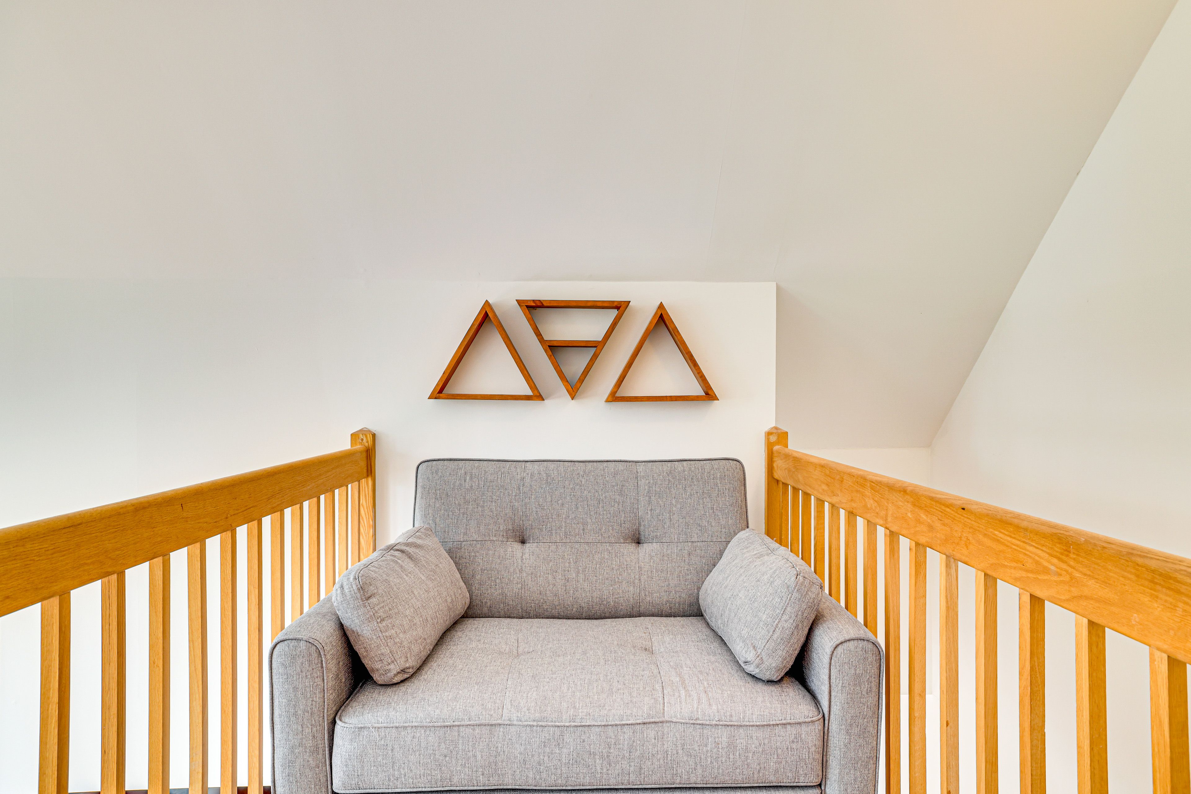 Loft | Twin Sleeper Sofa | Workspace