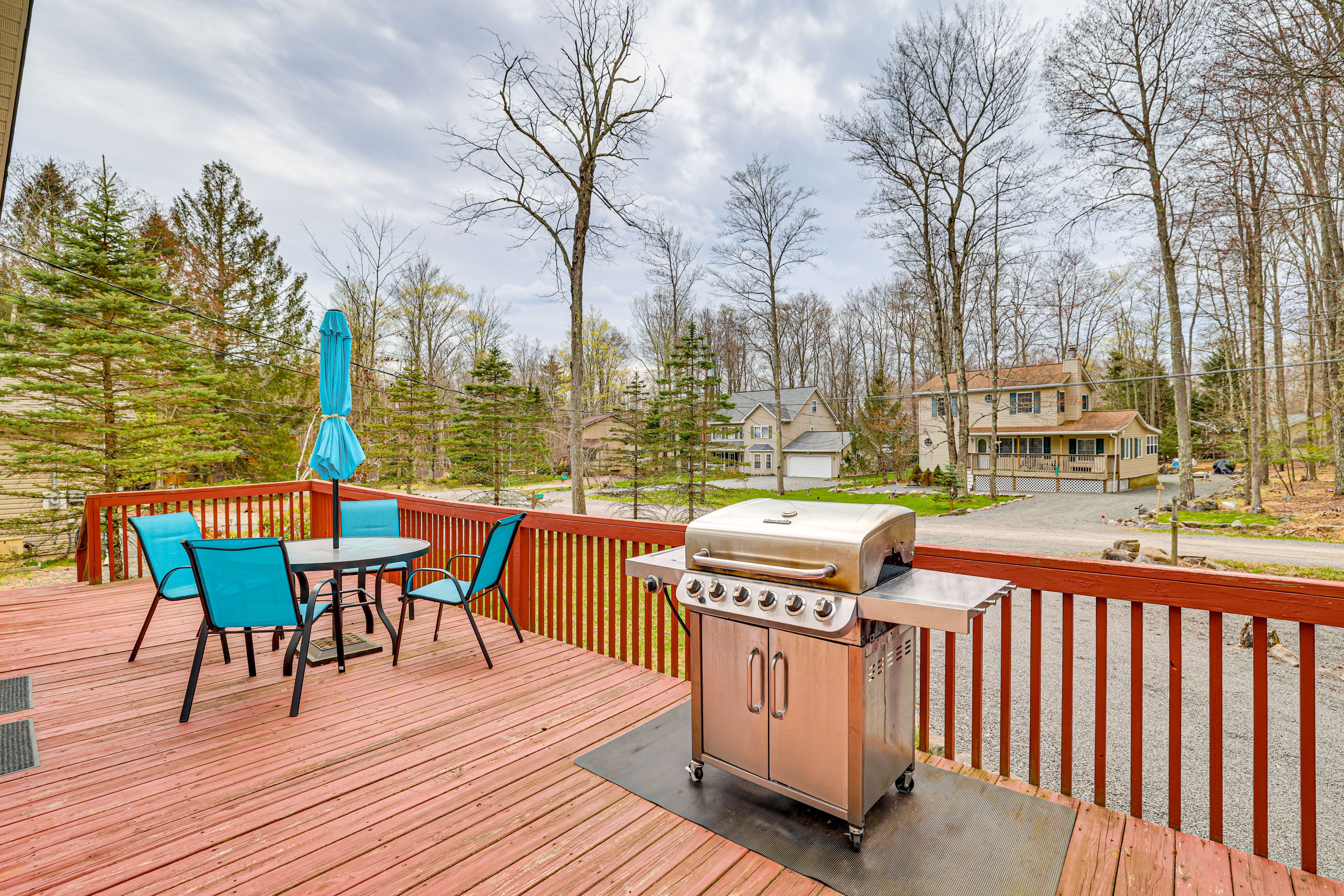 Front Deck | Gas Grill