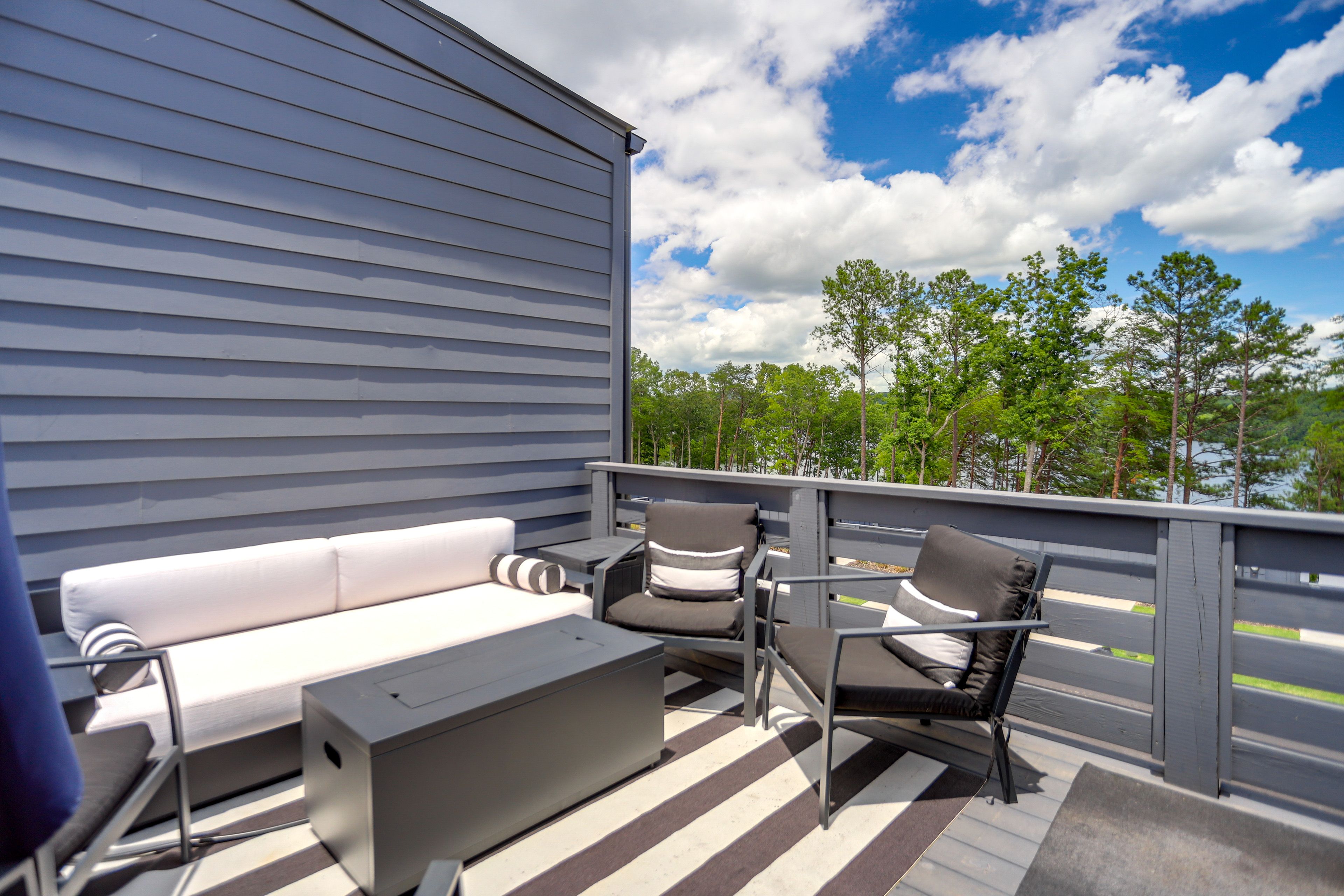 Deck | Views