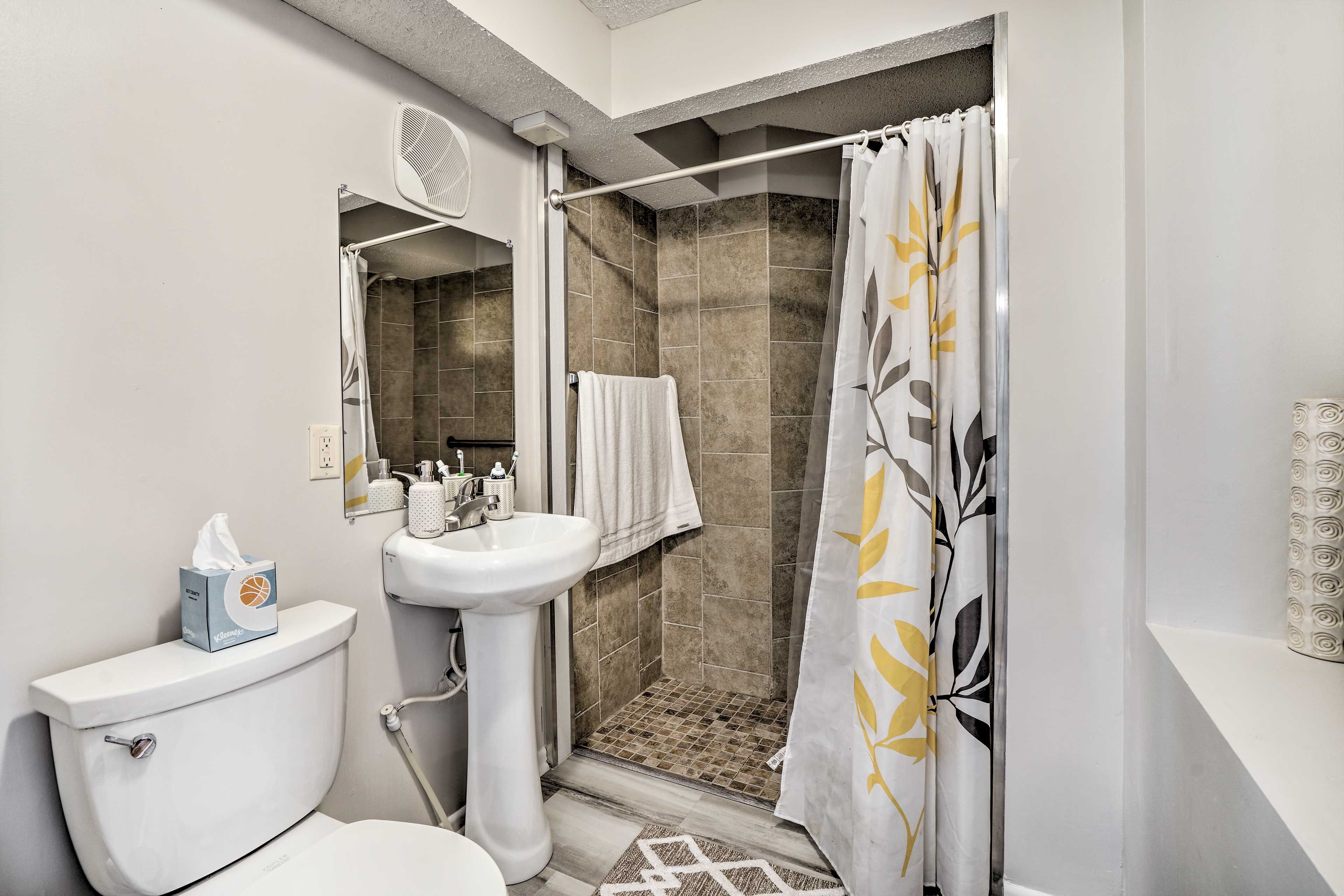 Full Bathroom