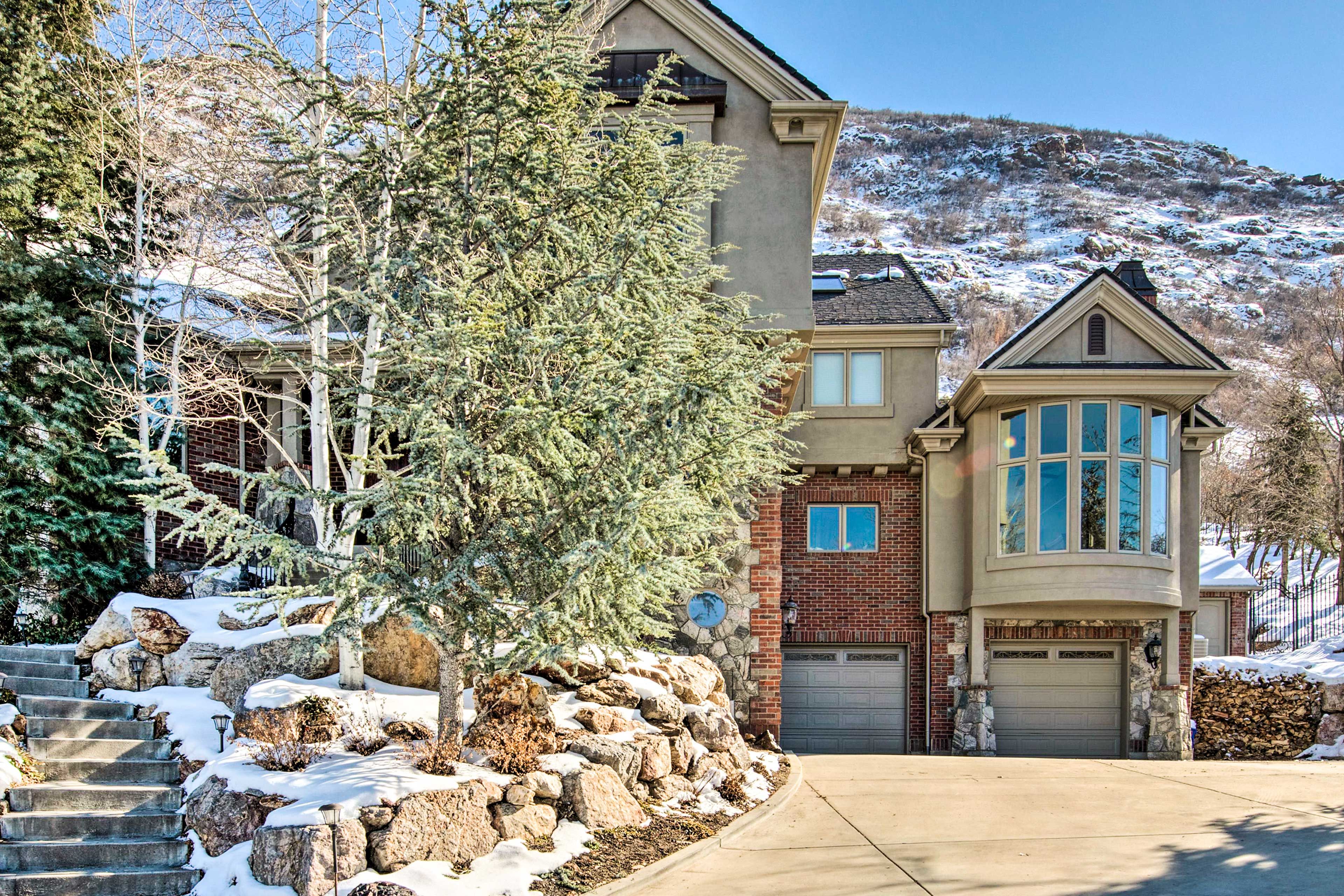 House Exterior | Garage Parking (1 Vehicle) | Homeowner On-Site