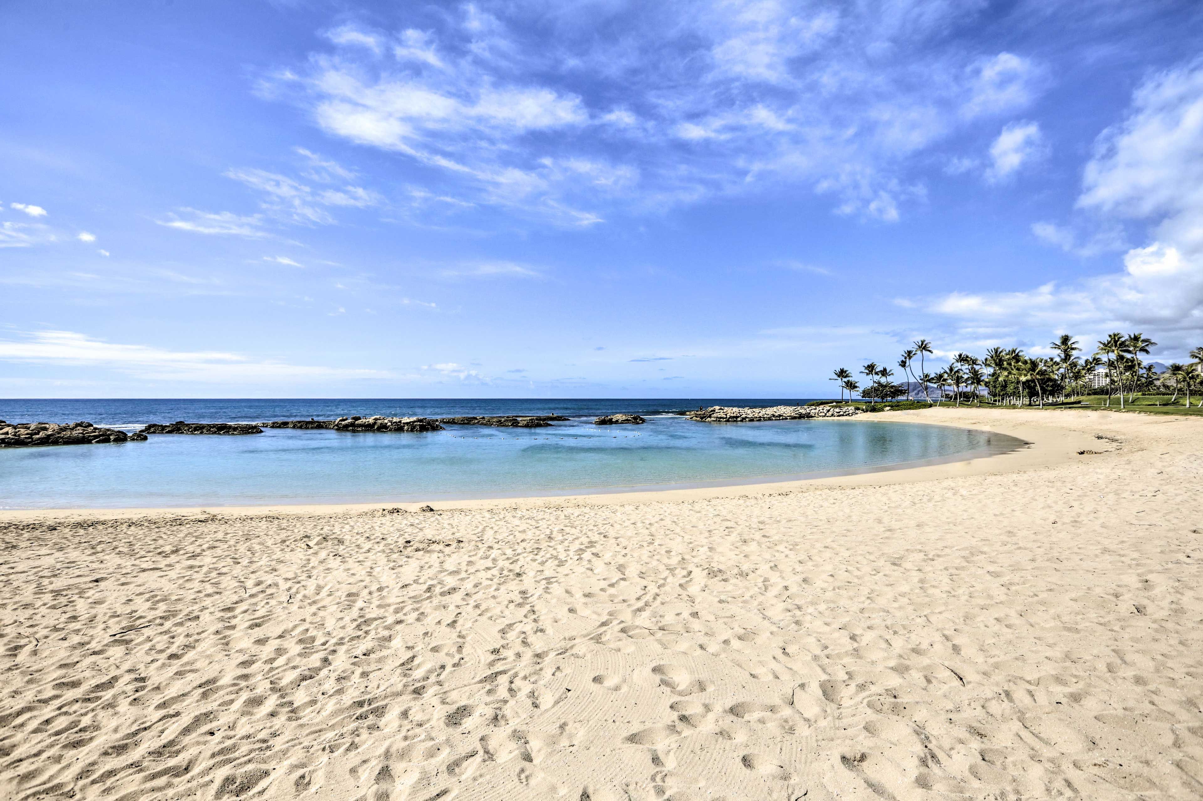 Walk to Beaches | Beach Chairs & Towels
