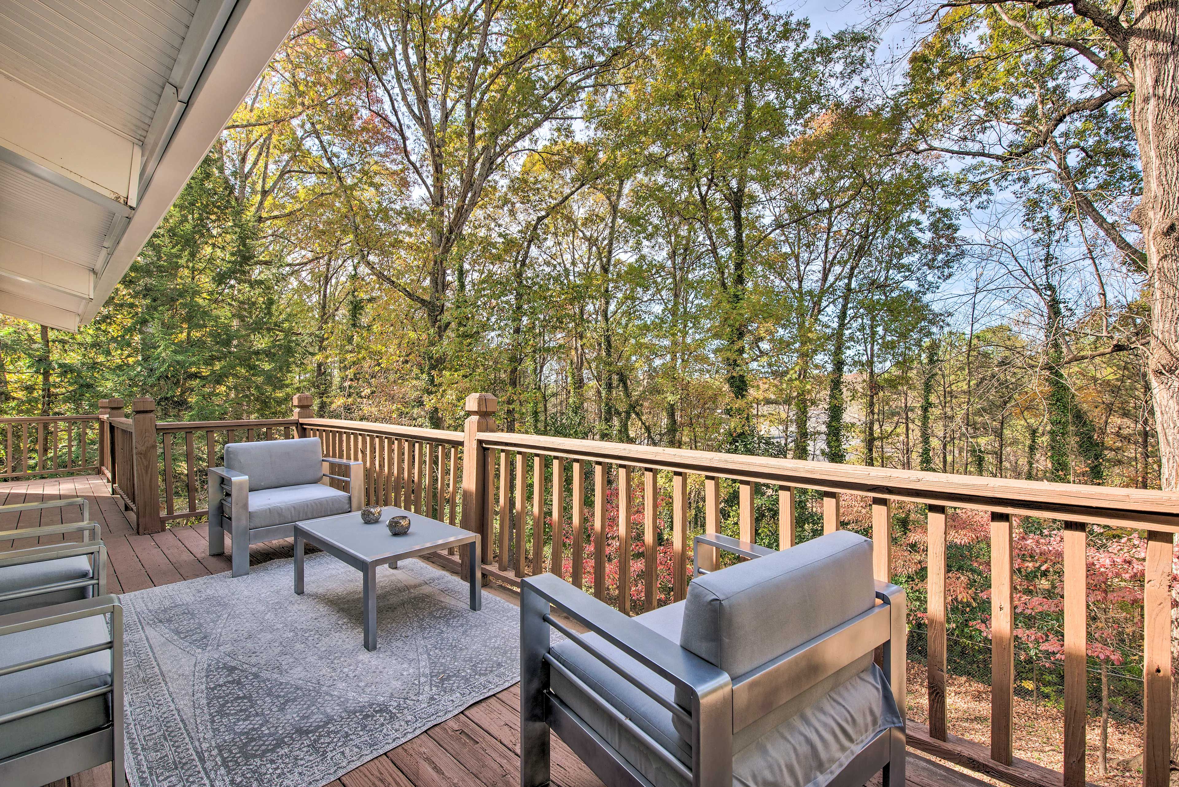 Wraparound Deck