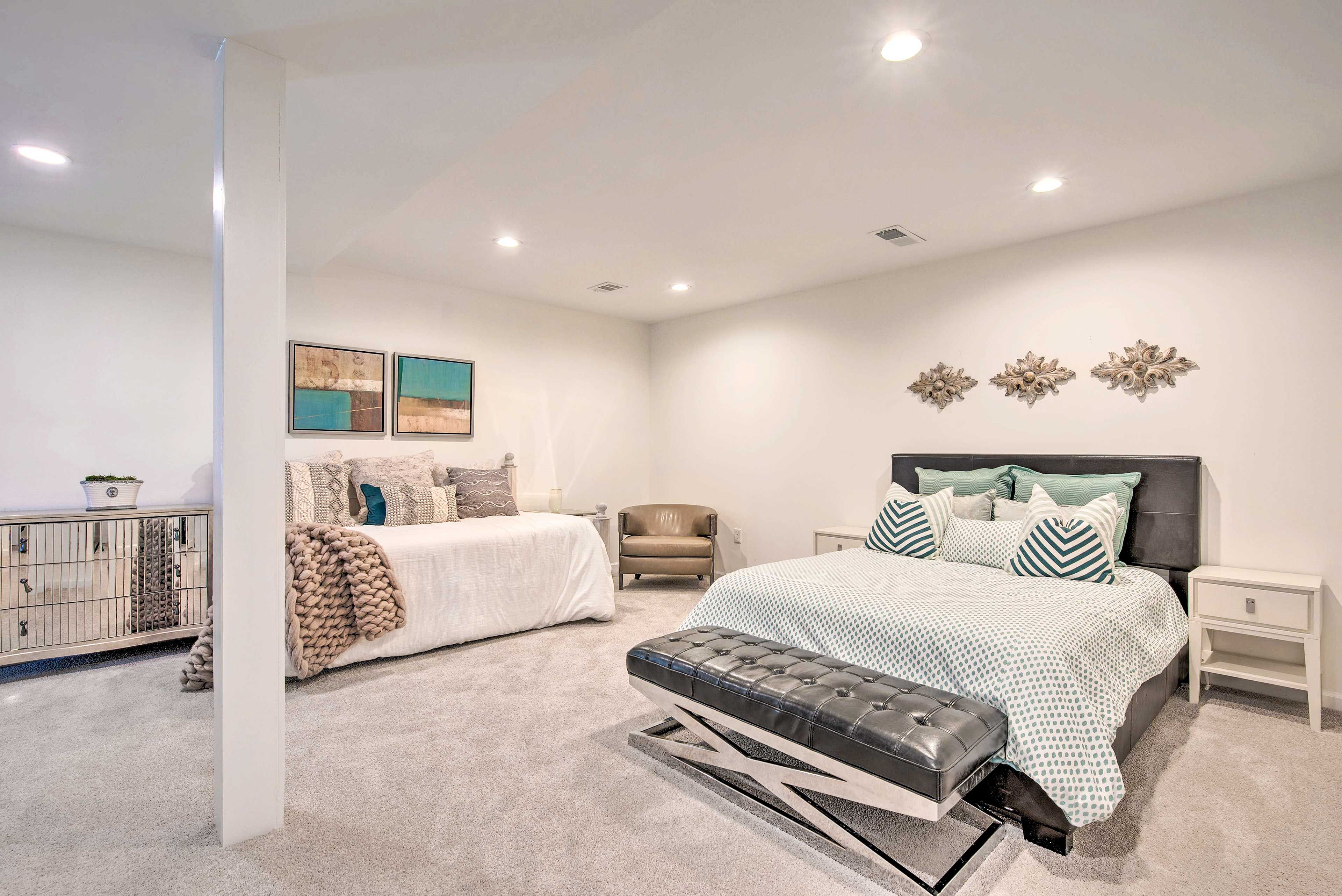 Bedroom 5 | Queen Bed | Full Daybed