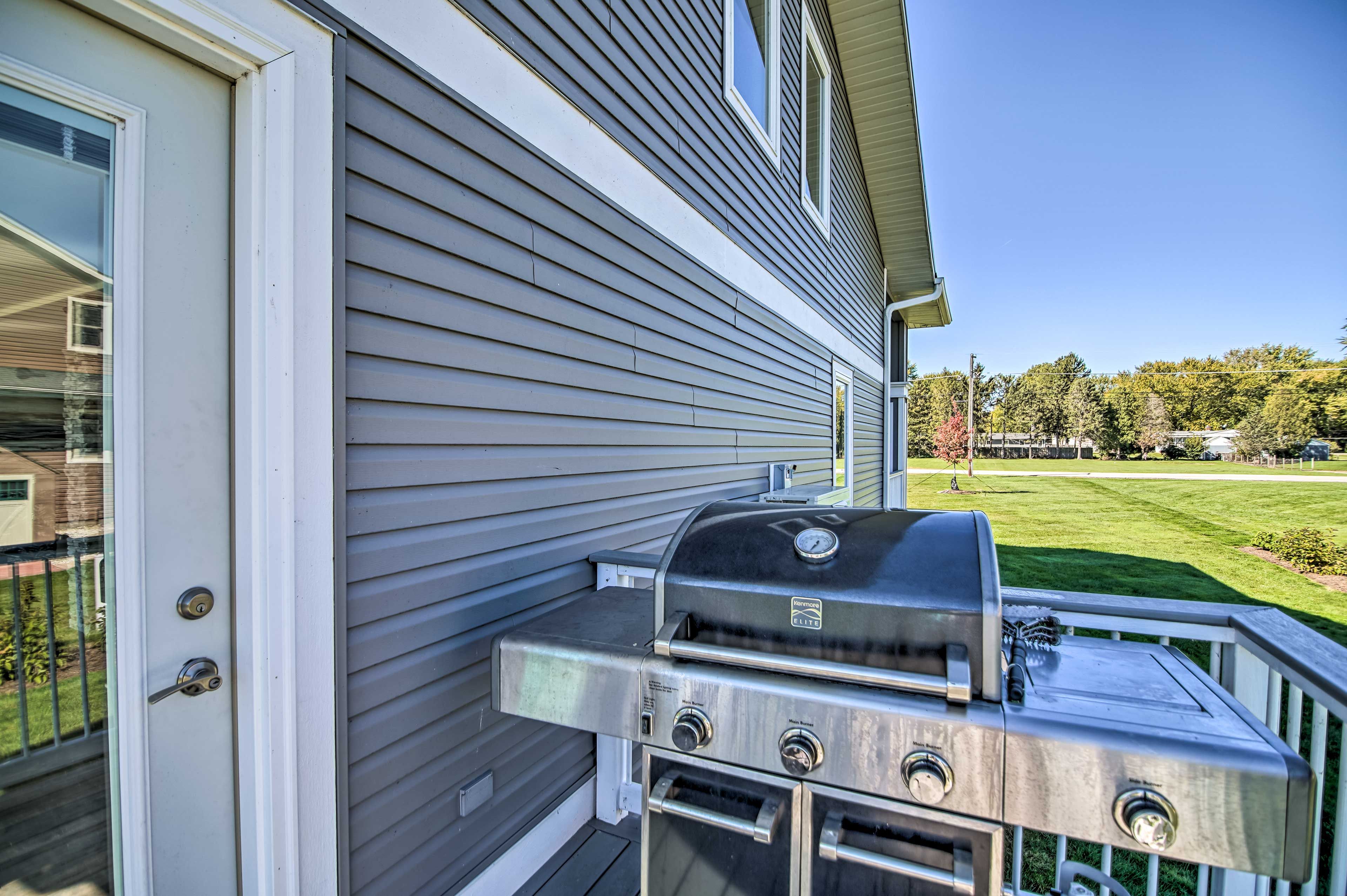 Deck | Gas Grill