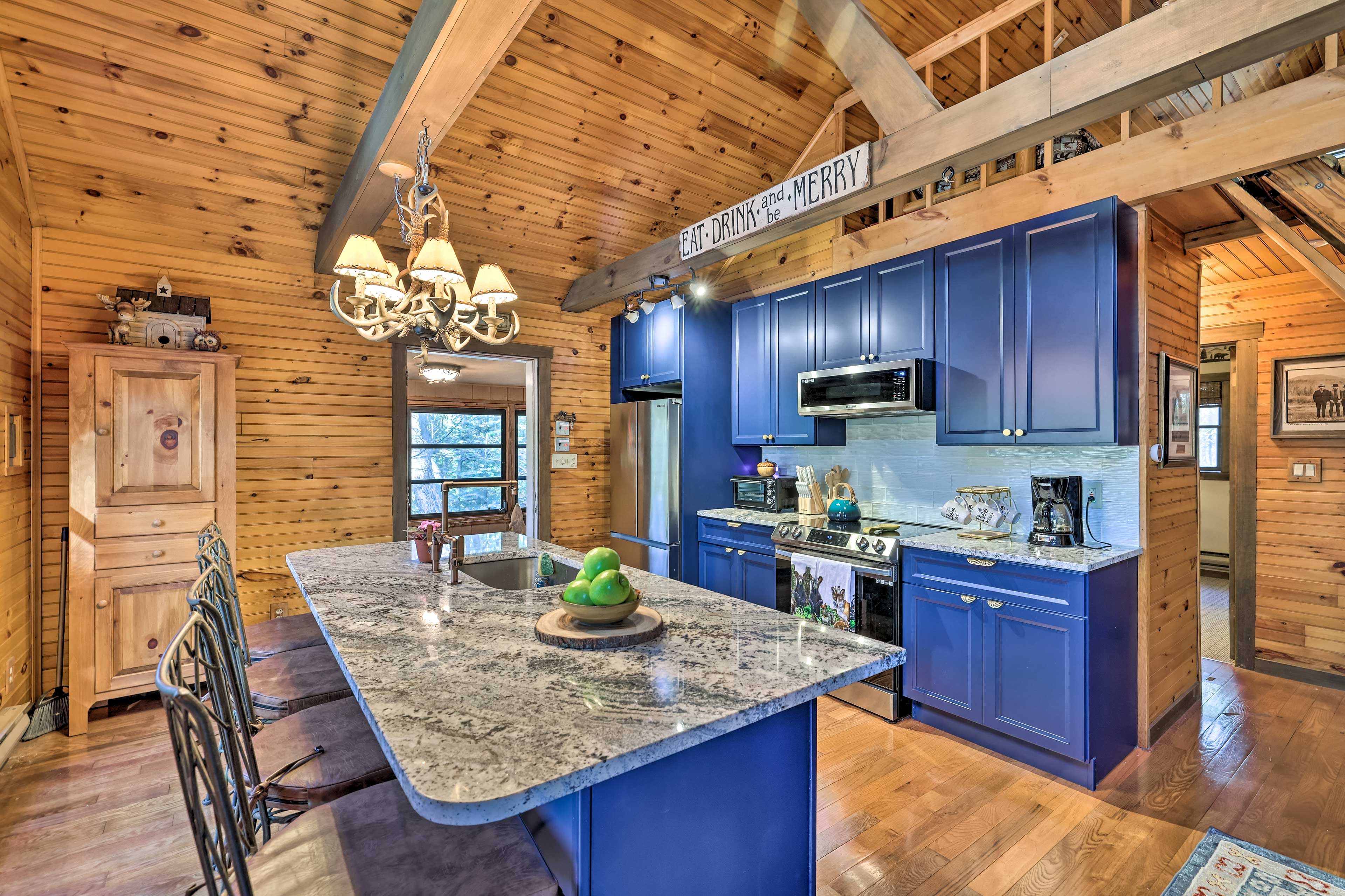 Kitchen | 1st Floor | Fully Equipped | Coffee Maker | Toaster Oven