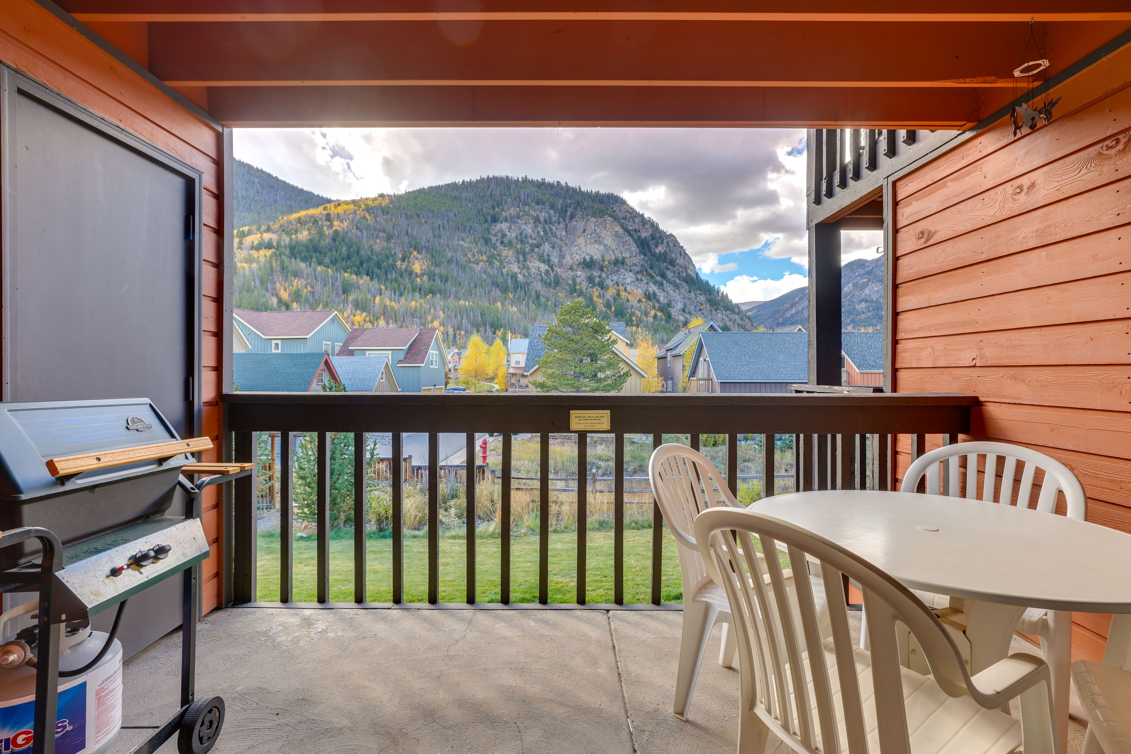 Covered Balcony | Gas Grill | Mountain Views