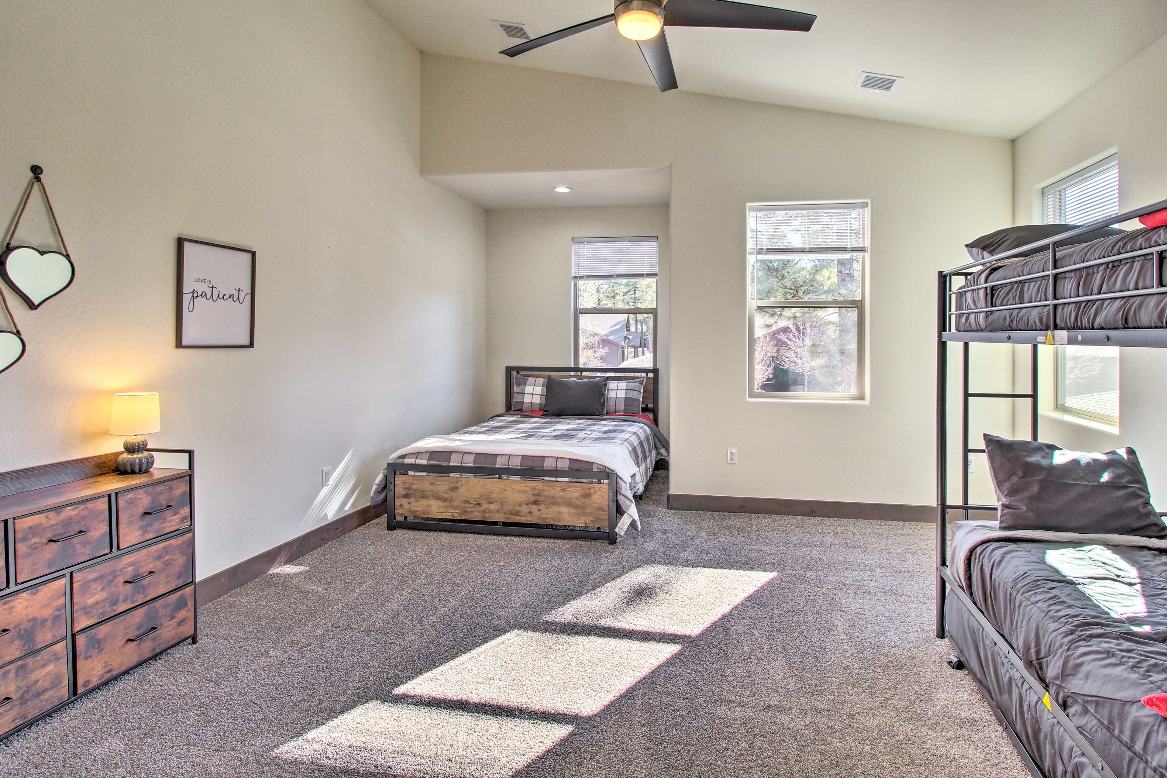 Bedroom 4 | Queen Bed | Twin Bunk Bed