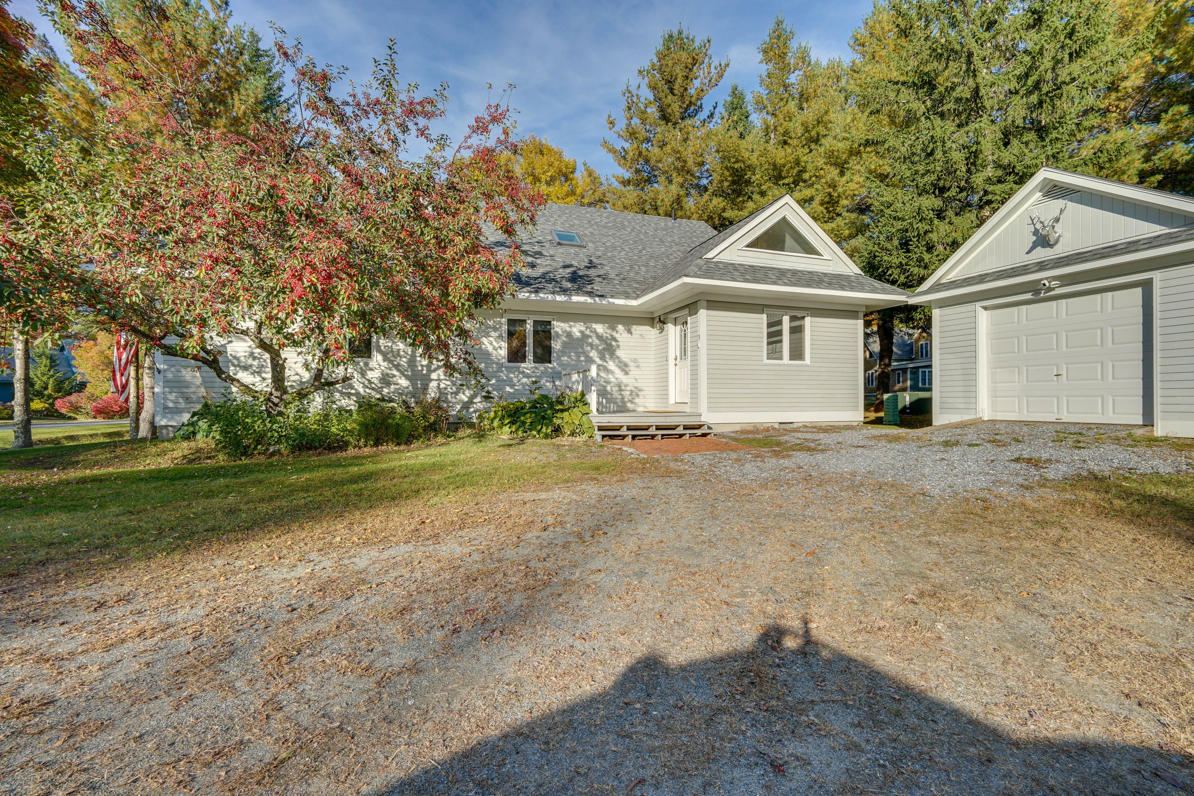 Parking | Driveway (4 Vehicles)