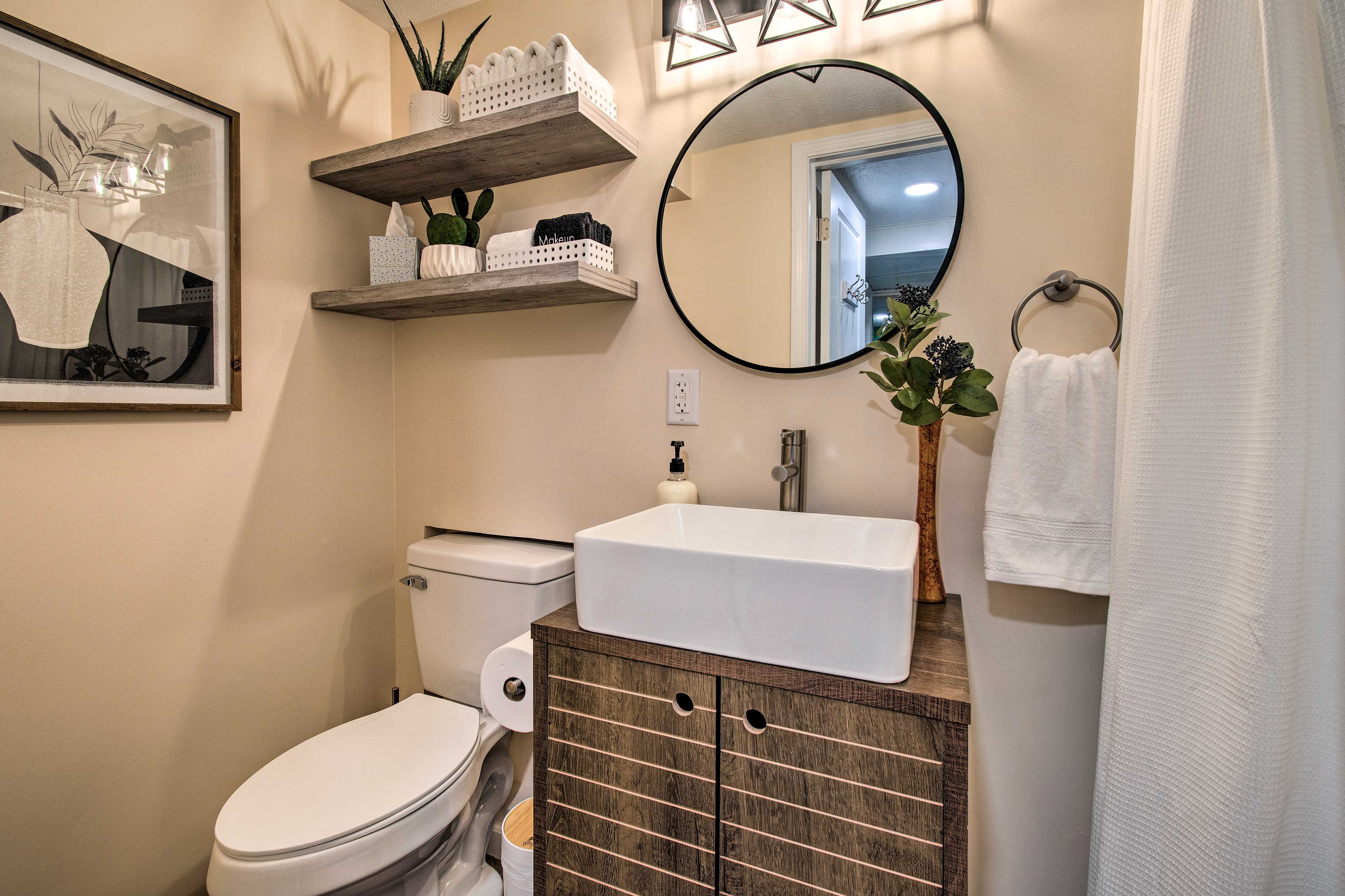 Full Bathroom
