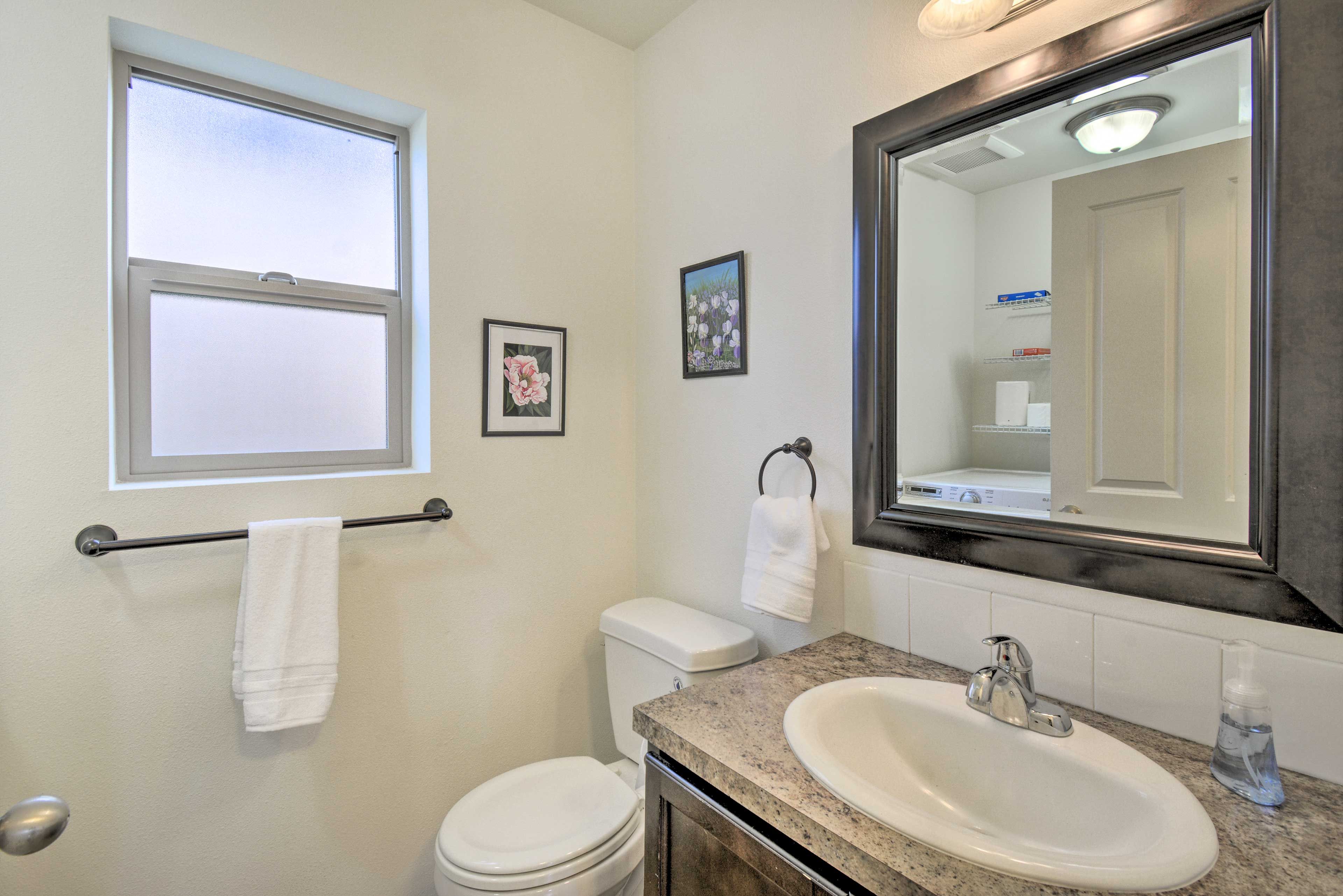Half Bathroom | 1st Floor