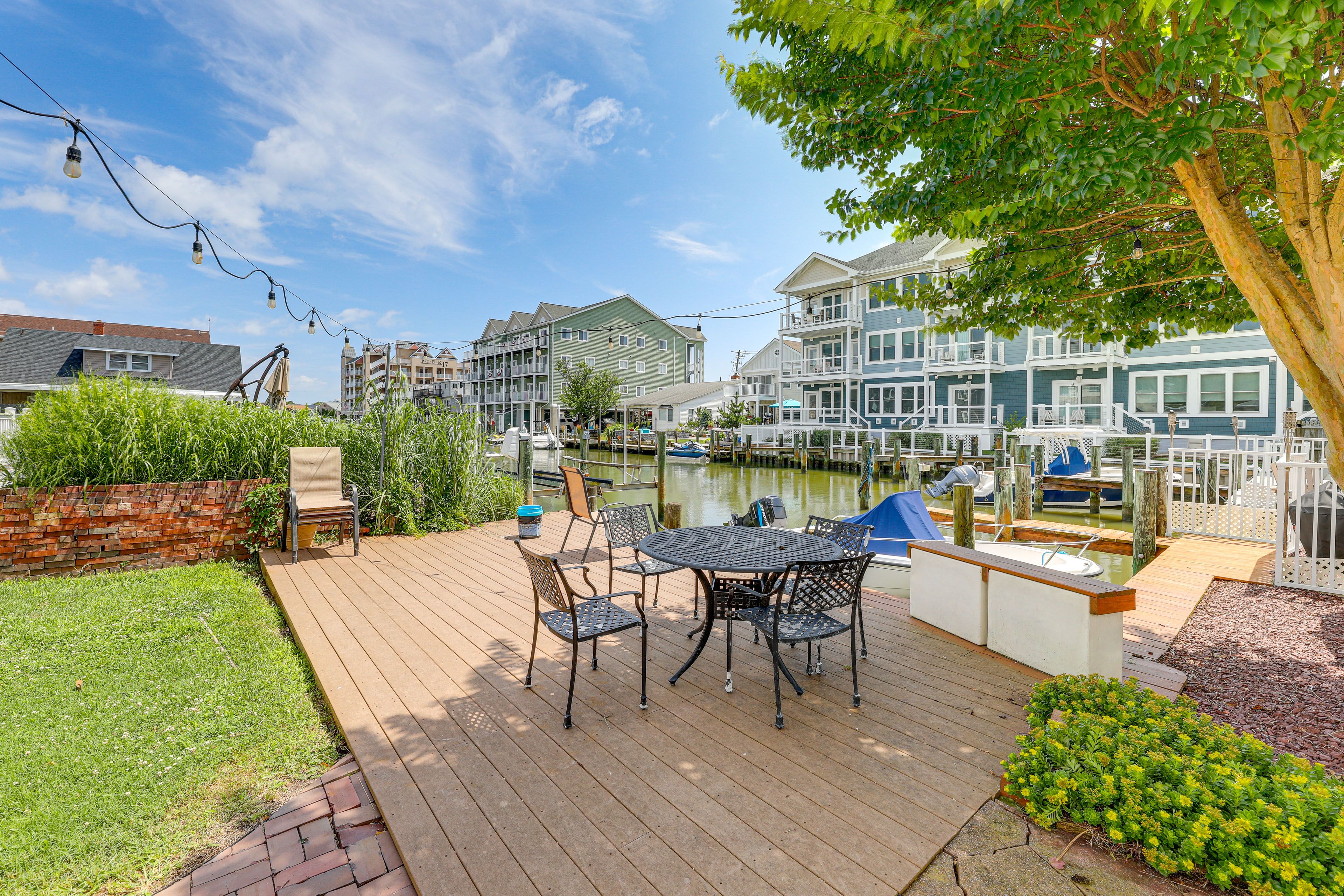 Waterfront Deck | Boat Dock