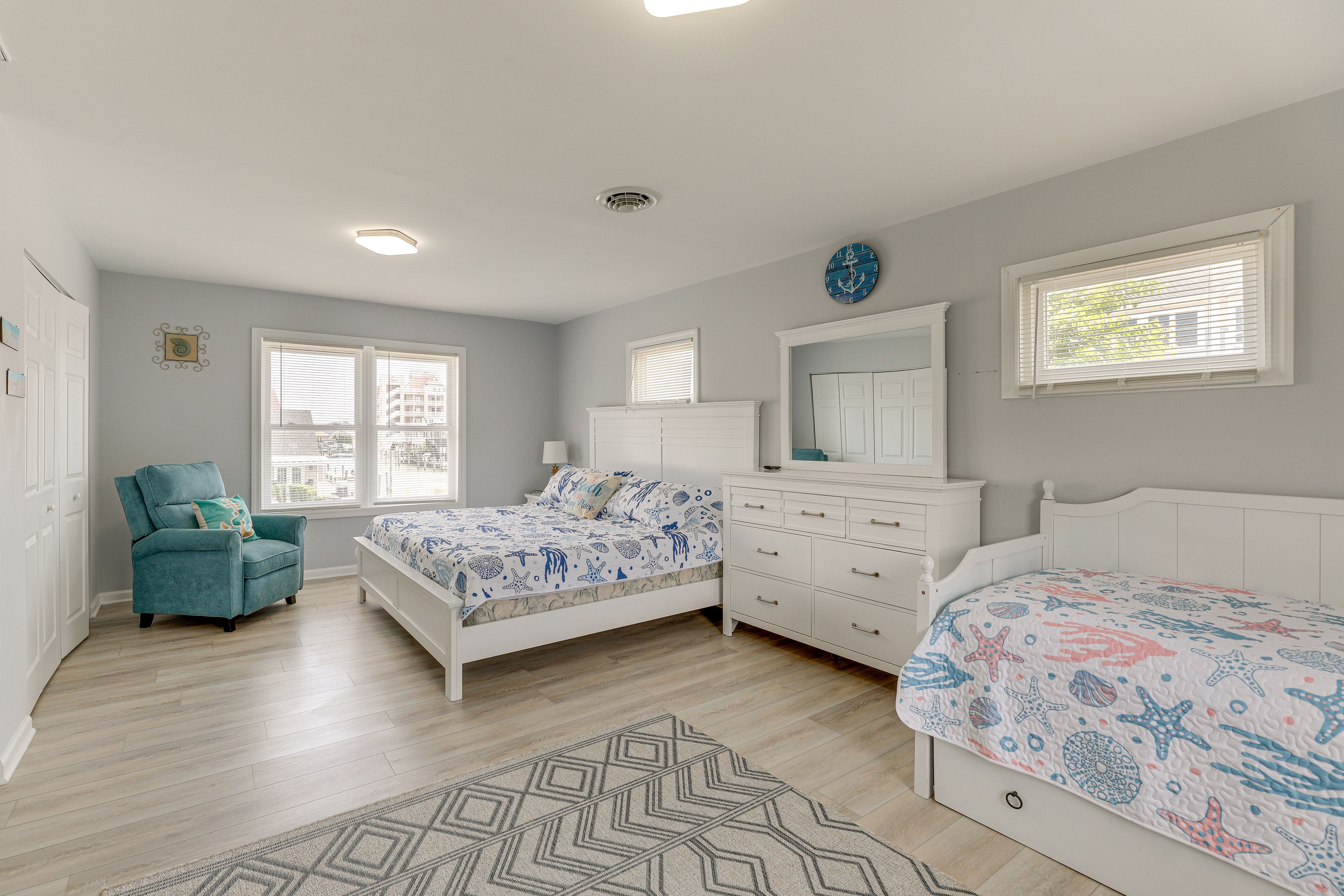 Bedroom 4 | 2nd Floor | King Bed | Twin Daybed w/ Twin Trundle