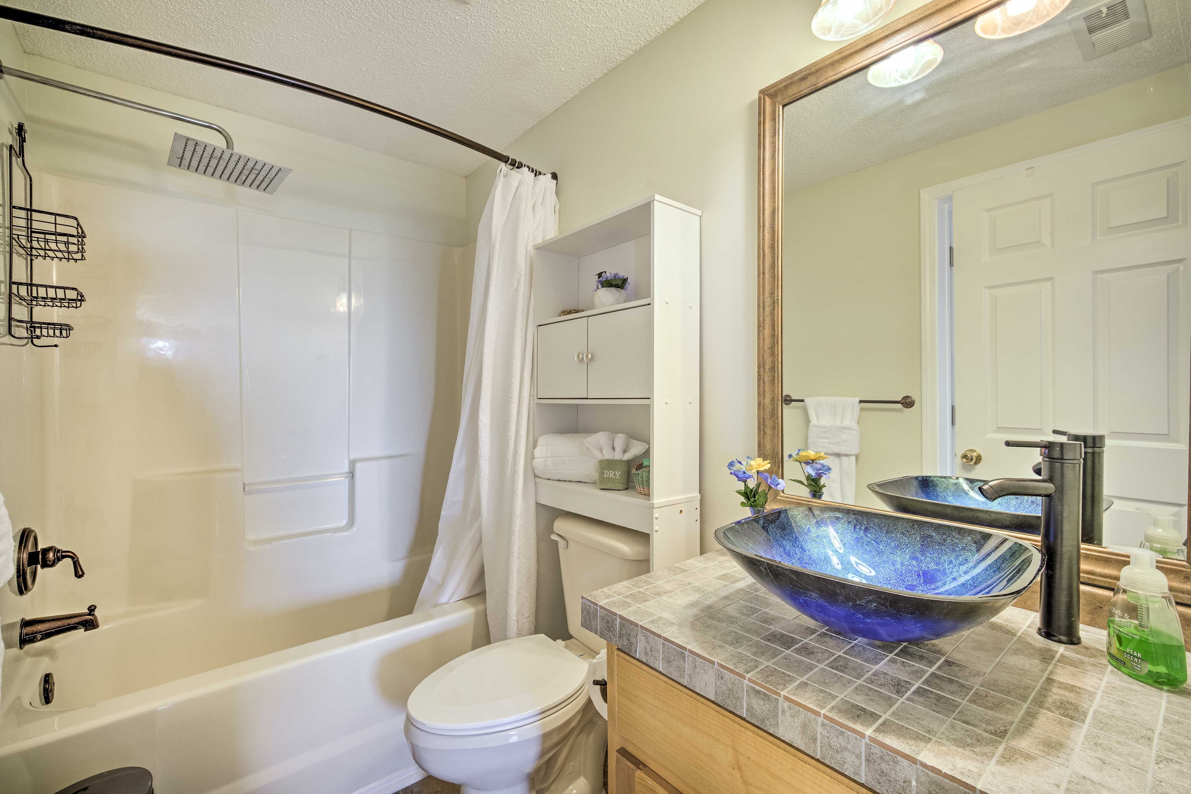 Full Bathroom | Lower Level