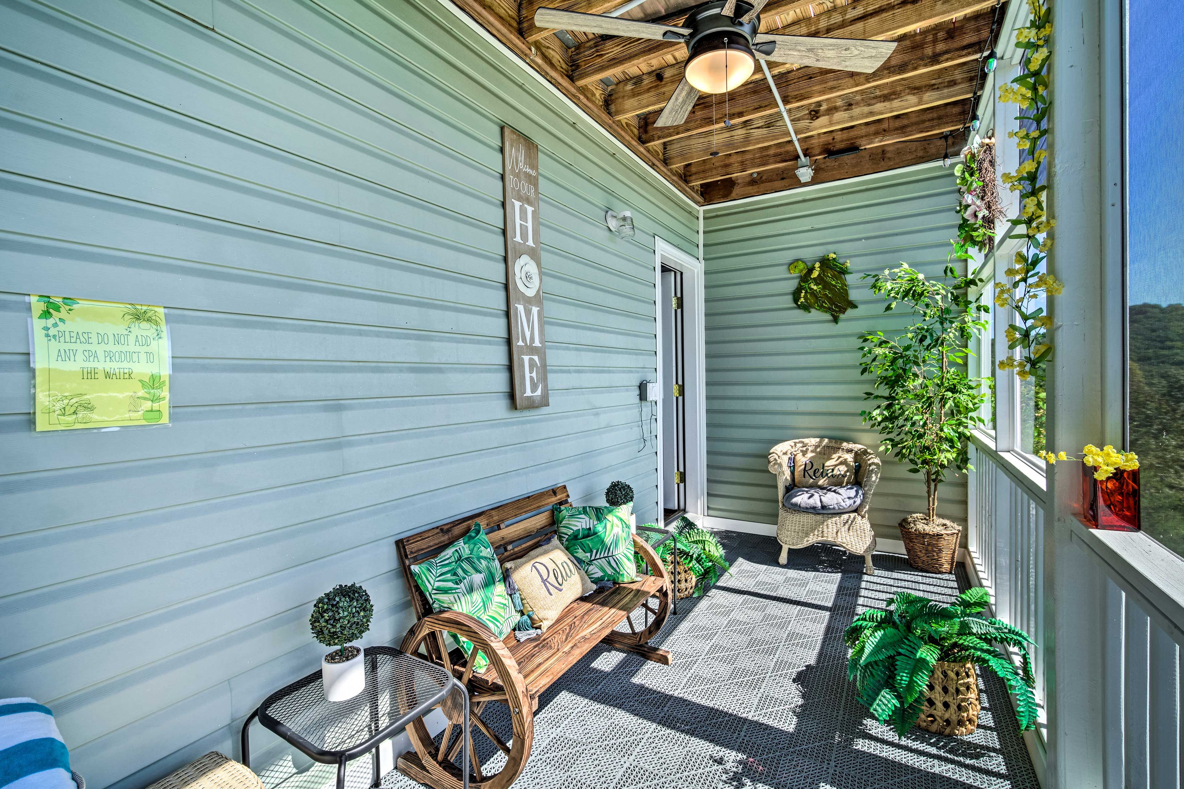 Screened Porch