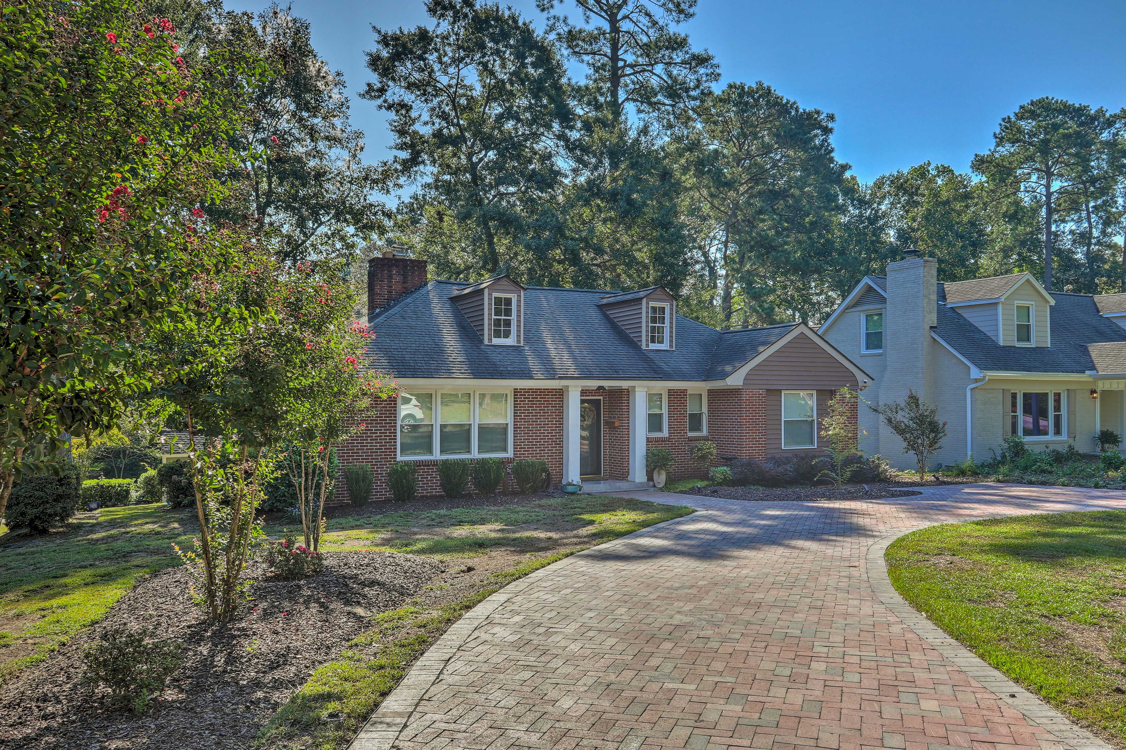 Home Exterior | Parking | Driveway (3 Vehicles)