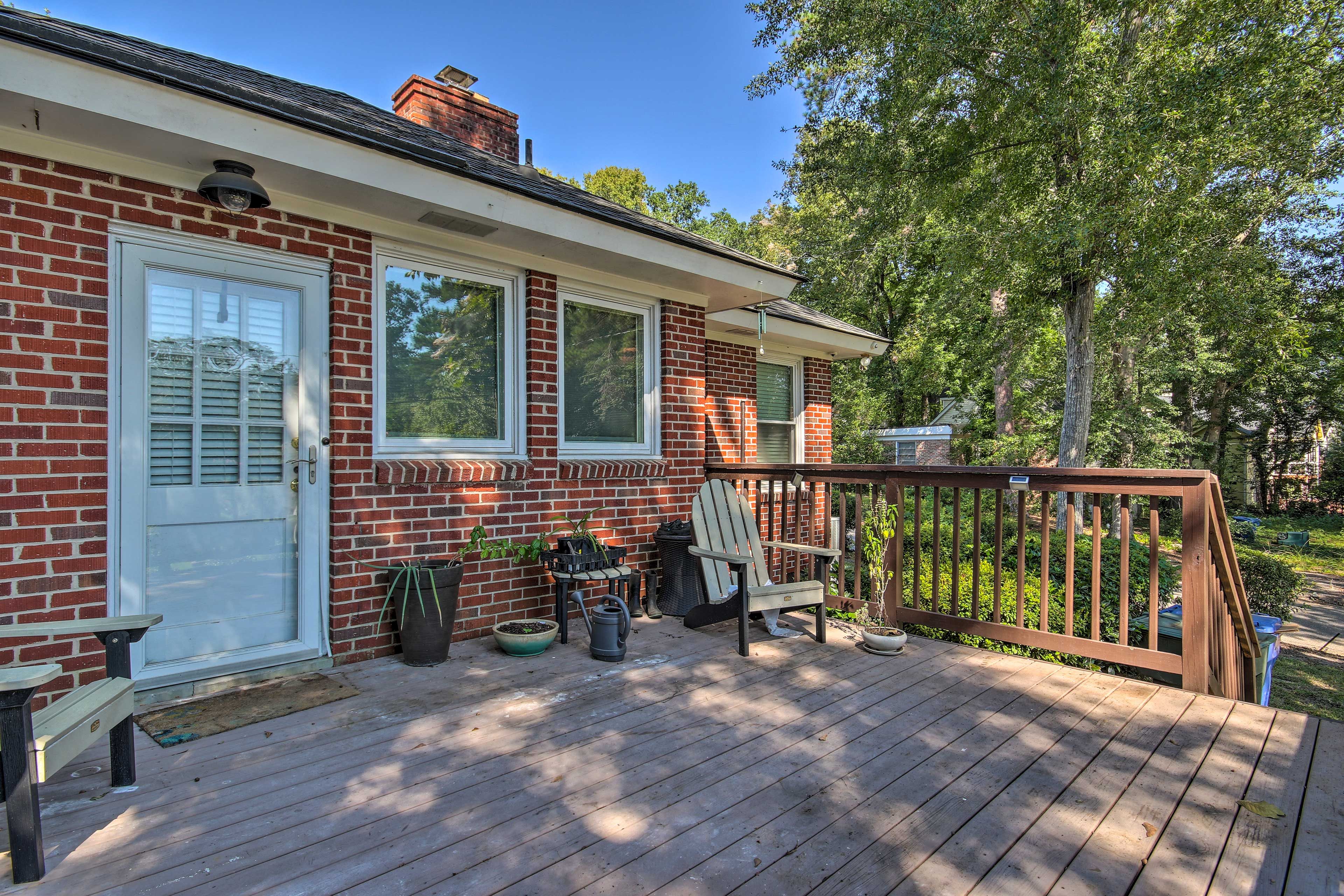 Outdoor Space | Private Deck