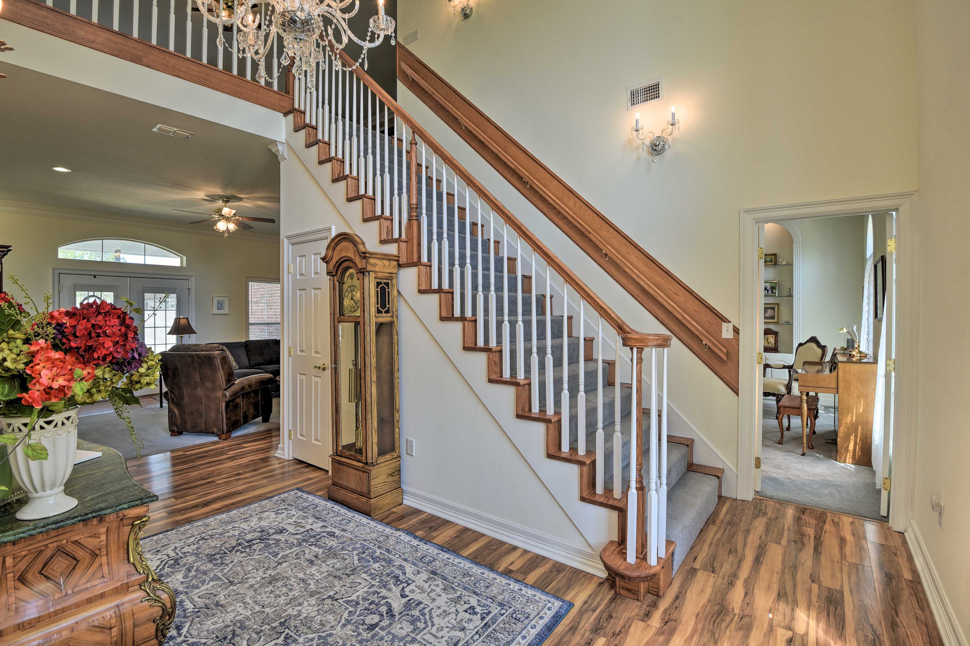Stairs to 2nd Floor