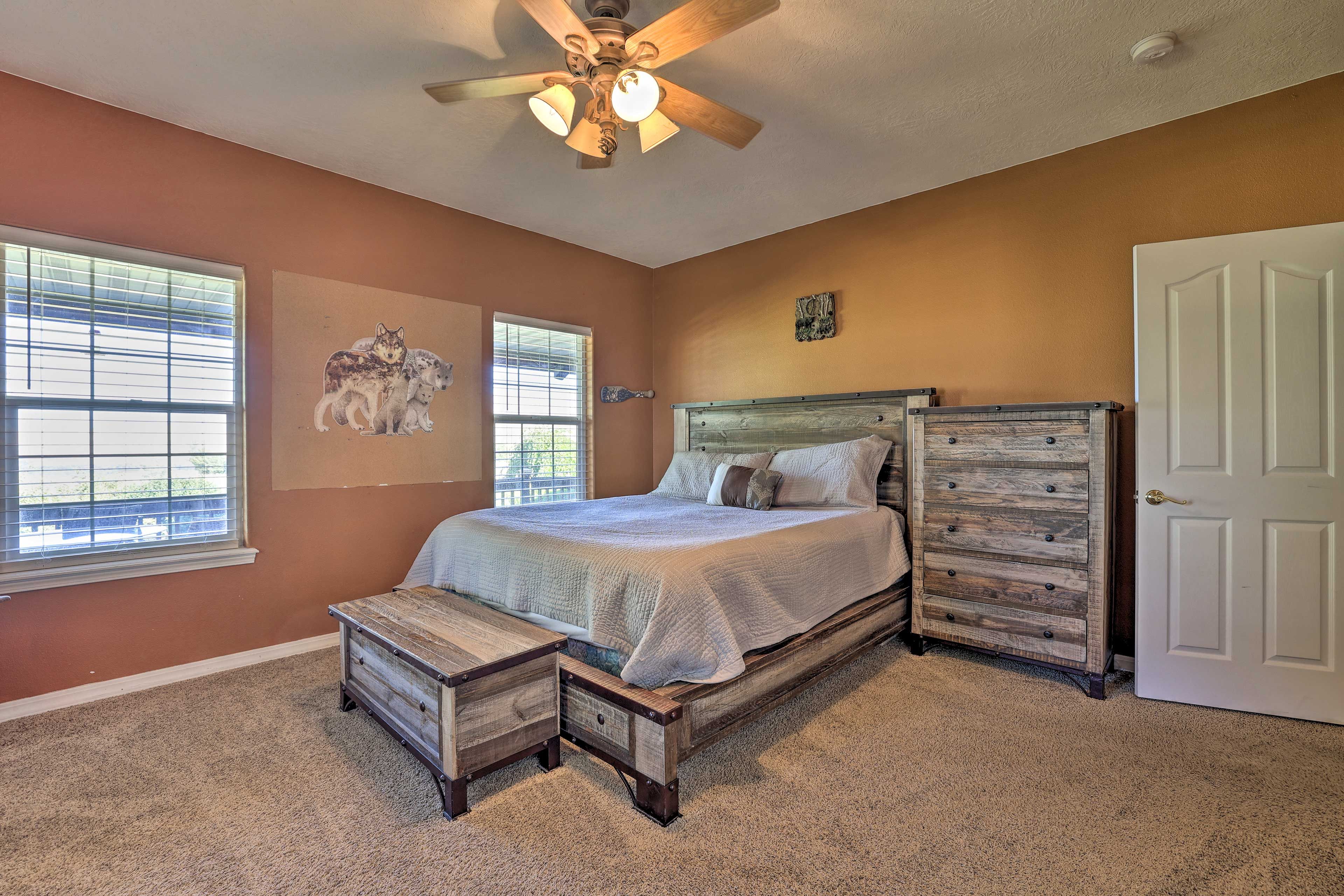 Bedroom 3 | King Bed