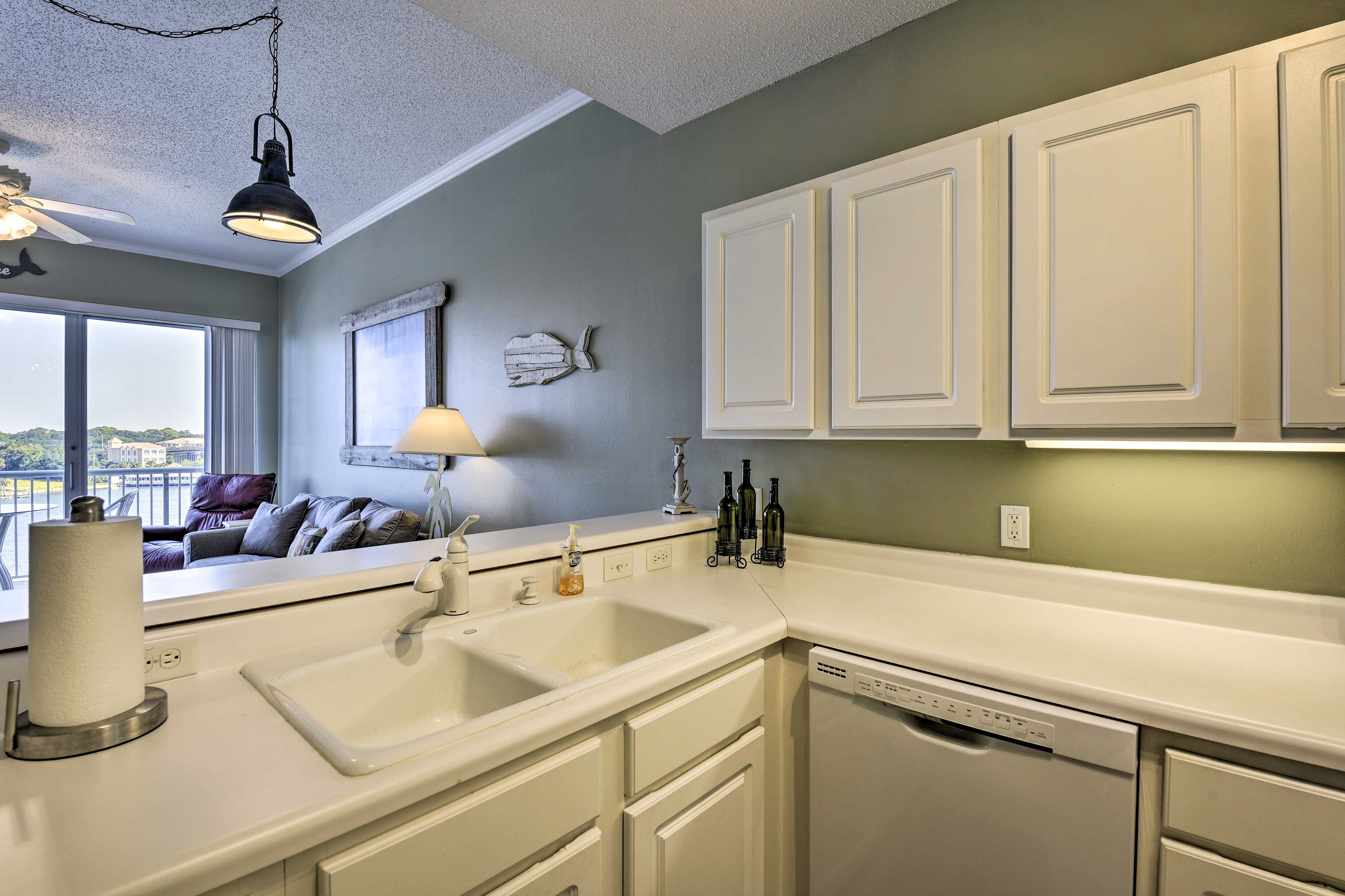 Kitchen | Cooking Basics | Dishware & Flatware | Coffee Maker