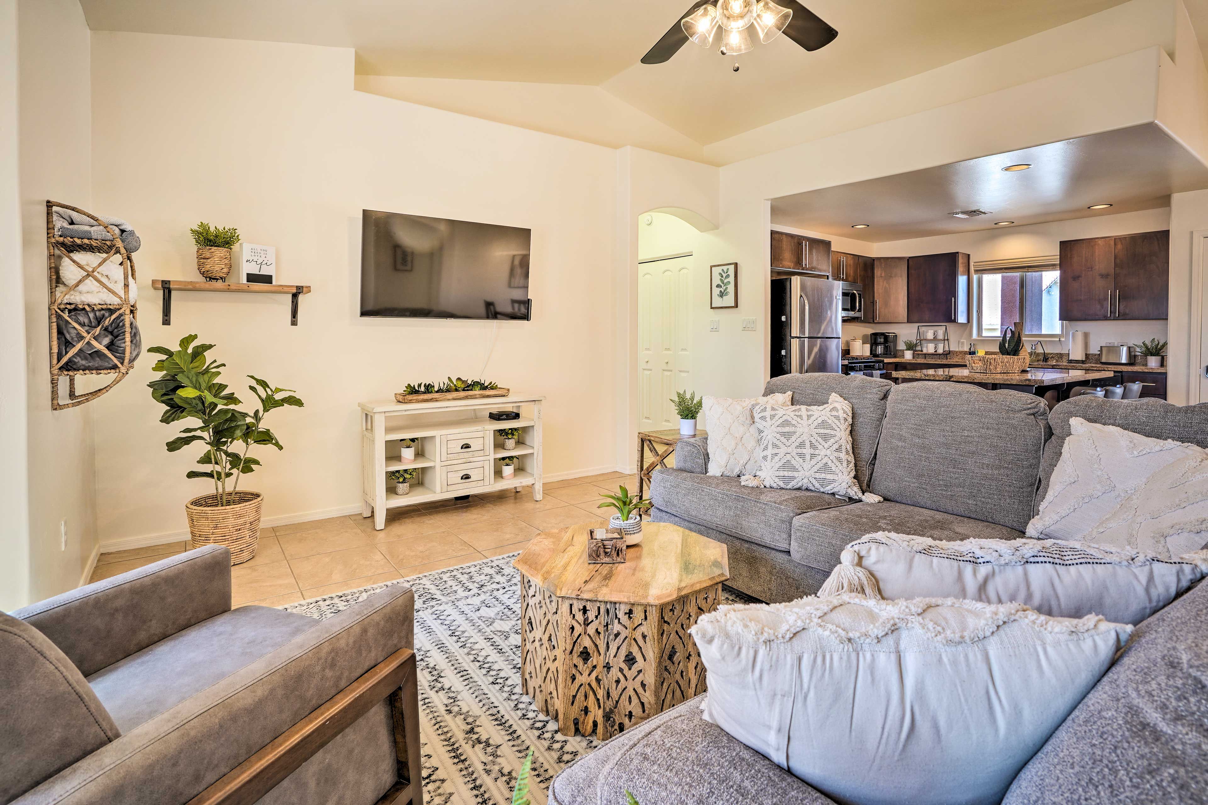 Yuma Vacation Rental | 3BR | 2BA | 1,483 Sq Ft | Step-Free Access